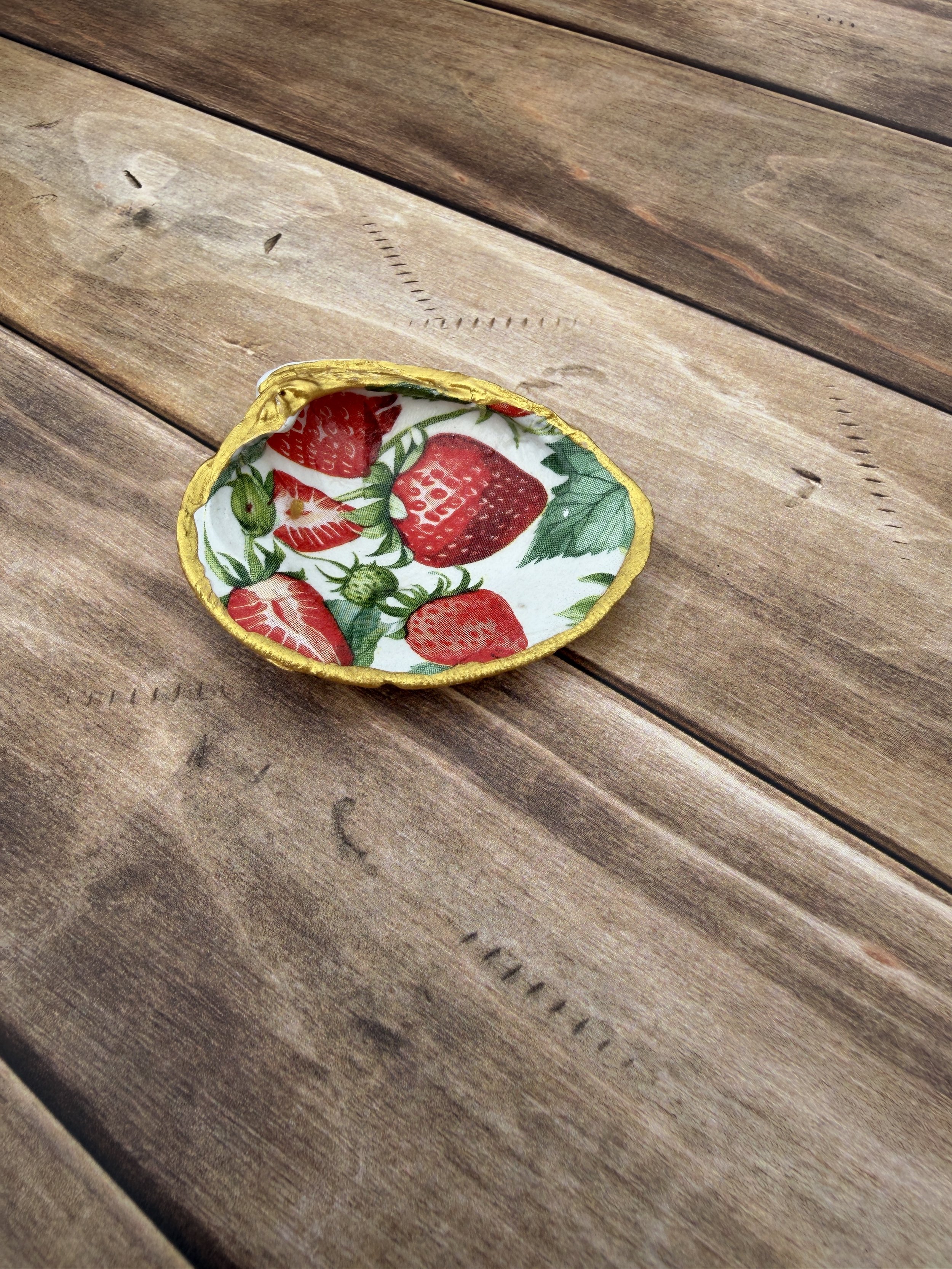 Quahog Shell Trinket Dish