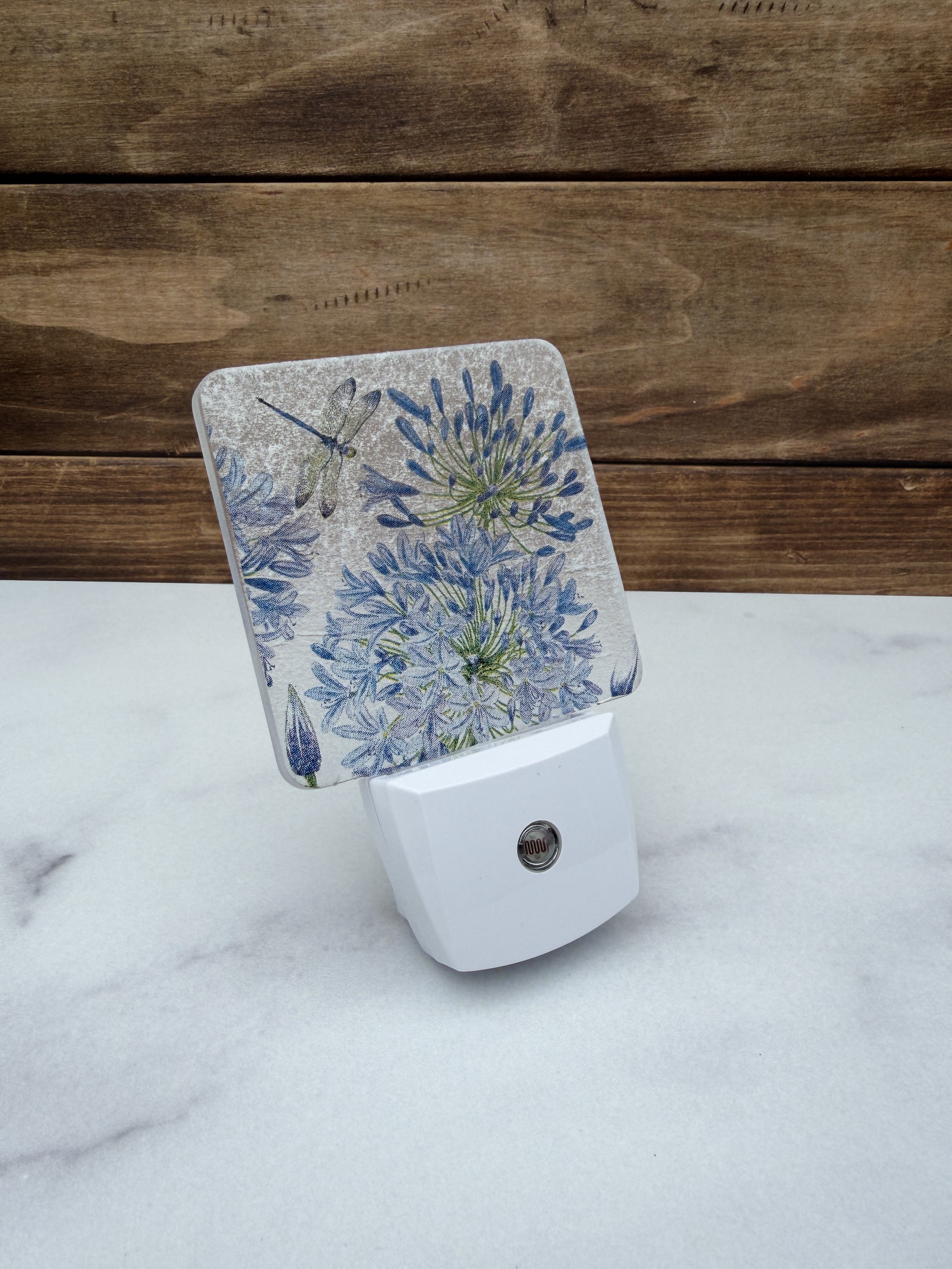 Coastal Cottage Night Light - Large