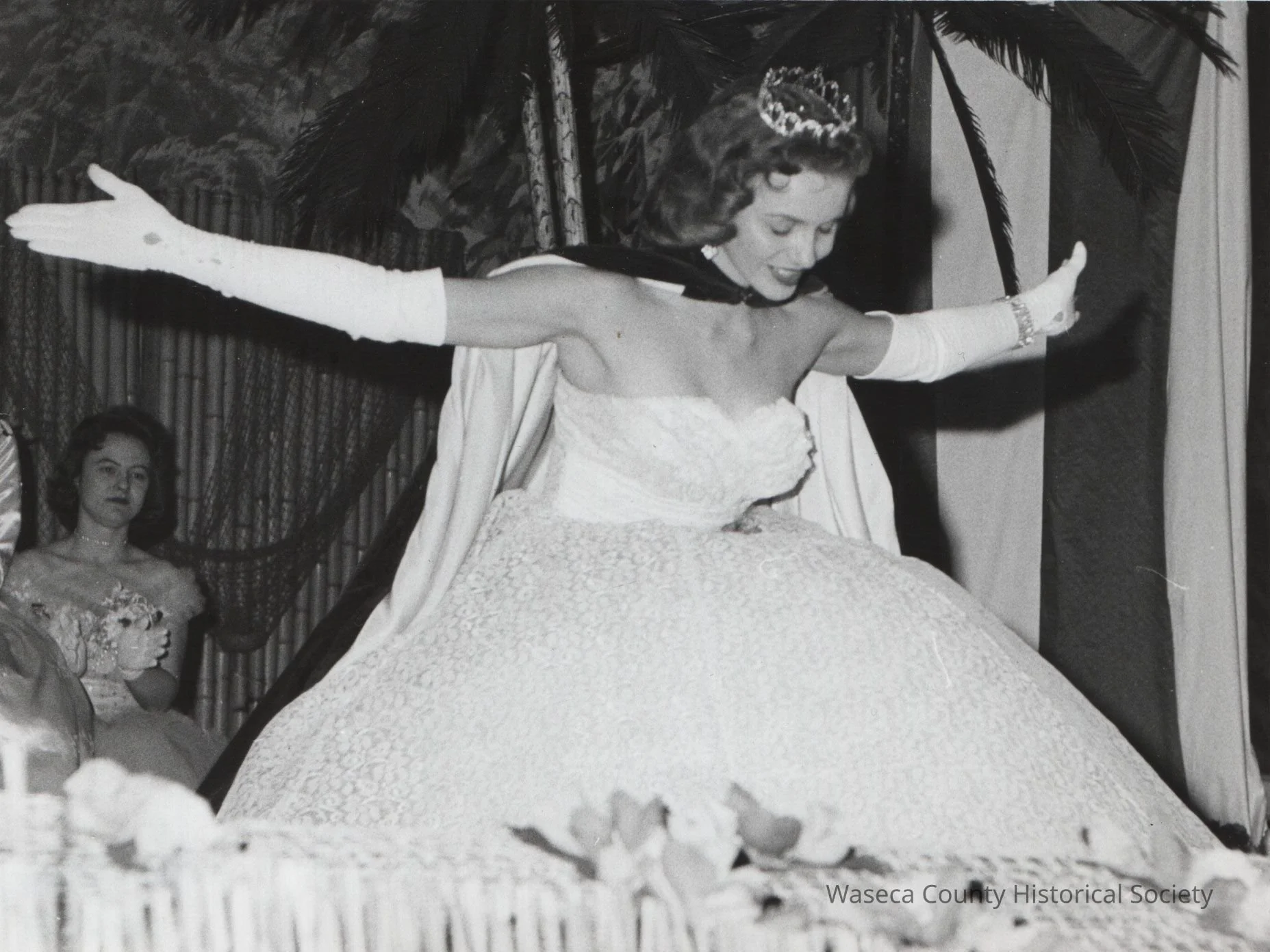 Exhibit at the Historical Society - Sleigh and Cutter History and Highlights!