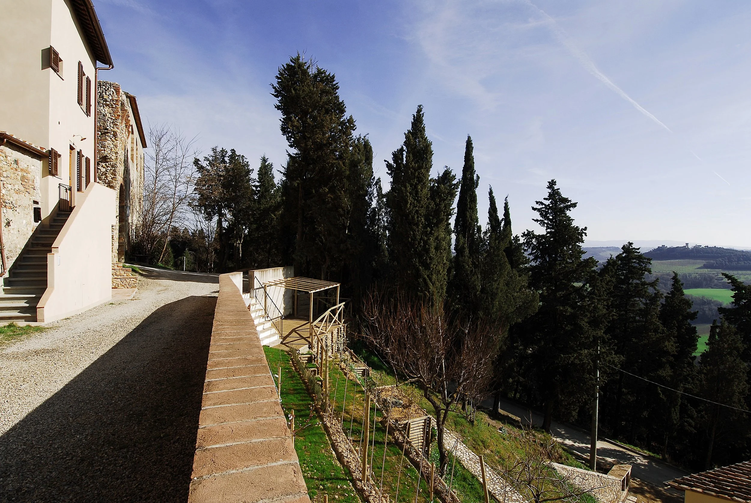 Front Road East Wall Garden View.jpg