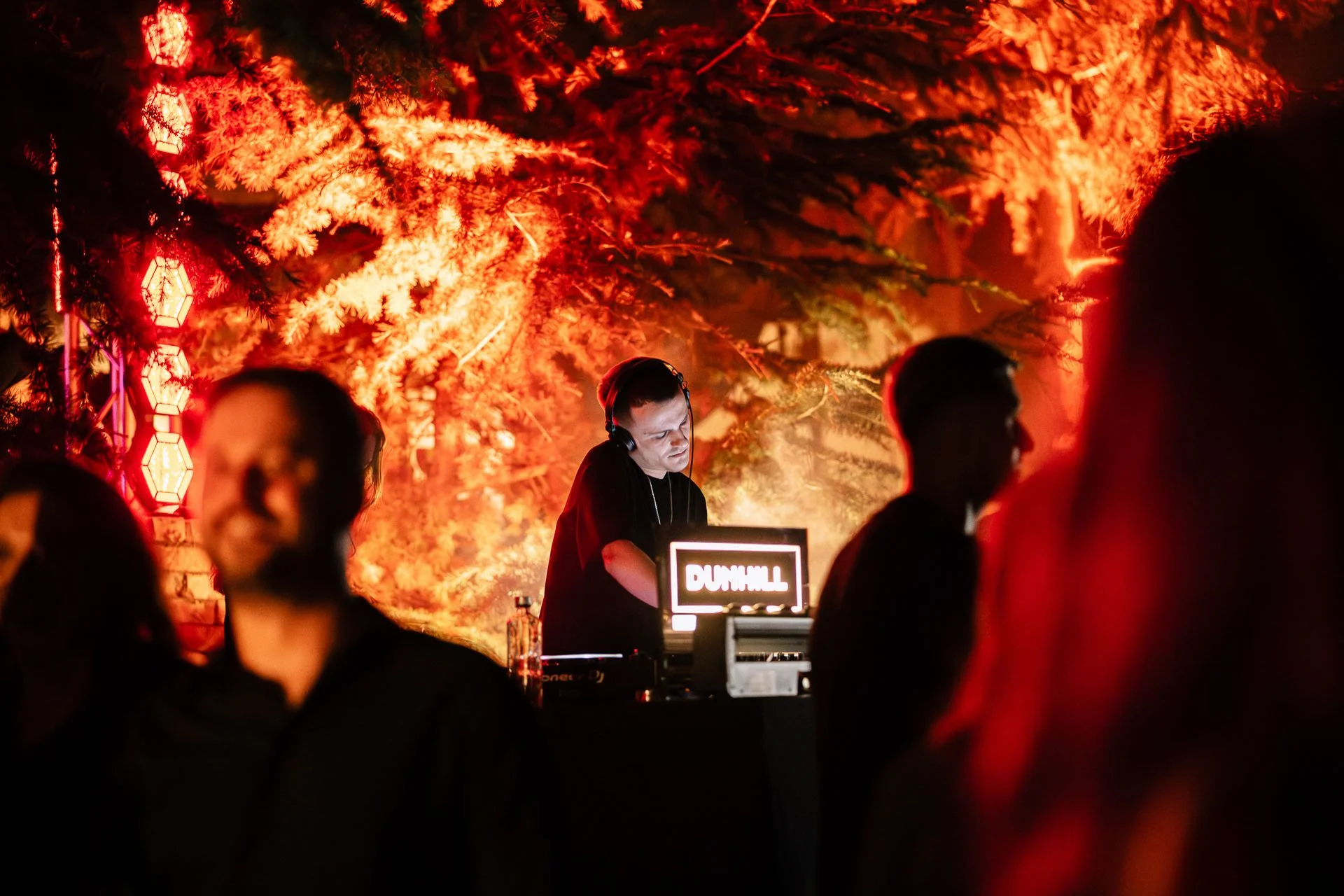 Party - Noa x SunGarden -100 copy.jpg