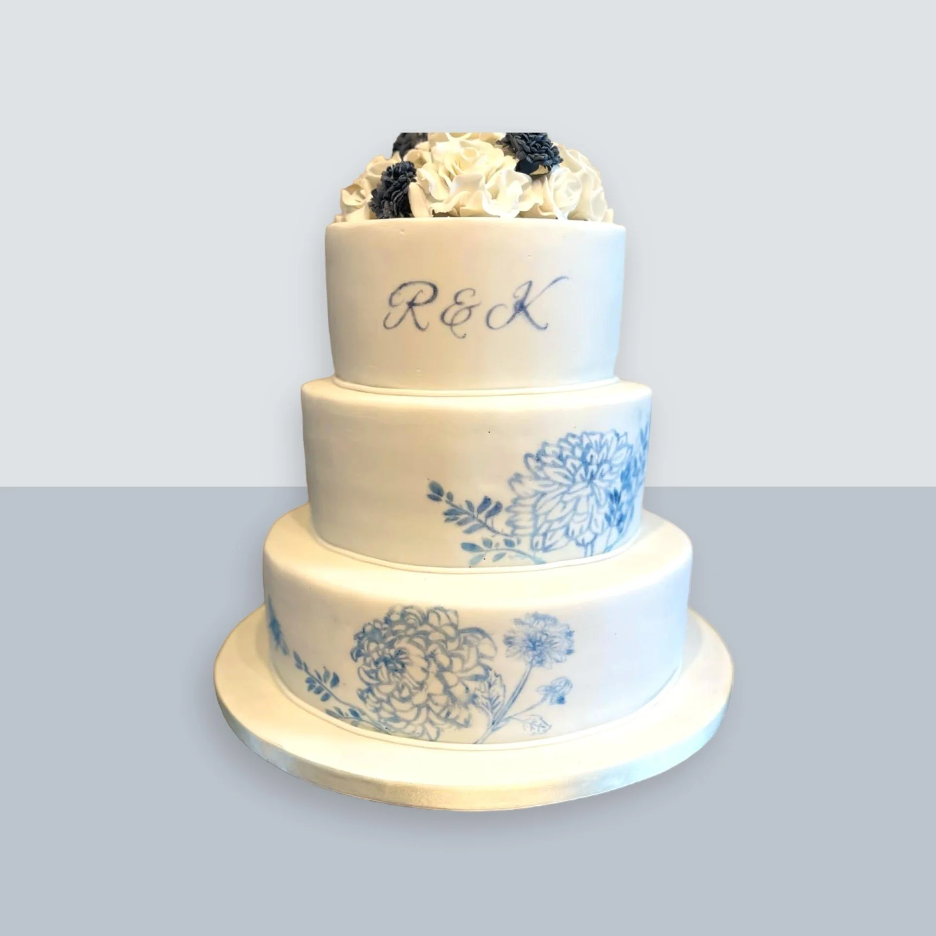 painted-wedding-cake-blue-unusual-hemel-cake-maker.jpg