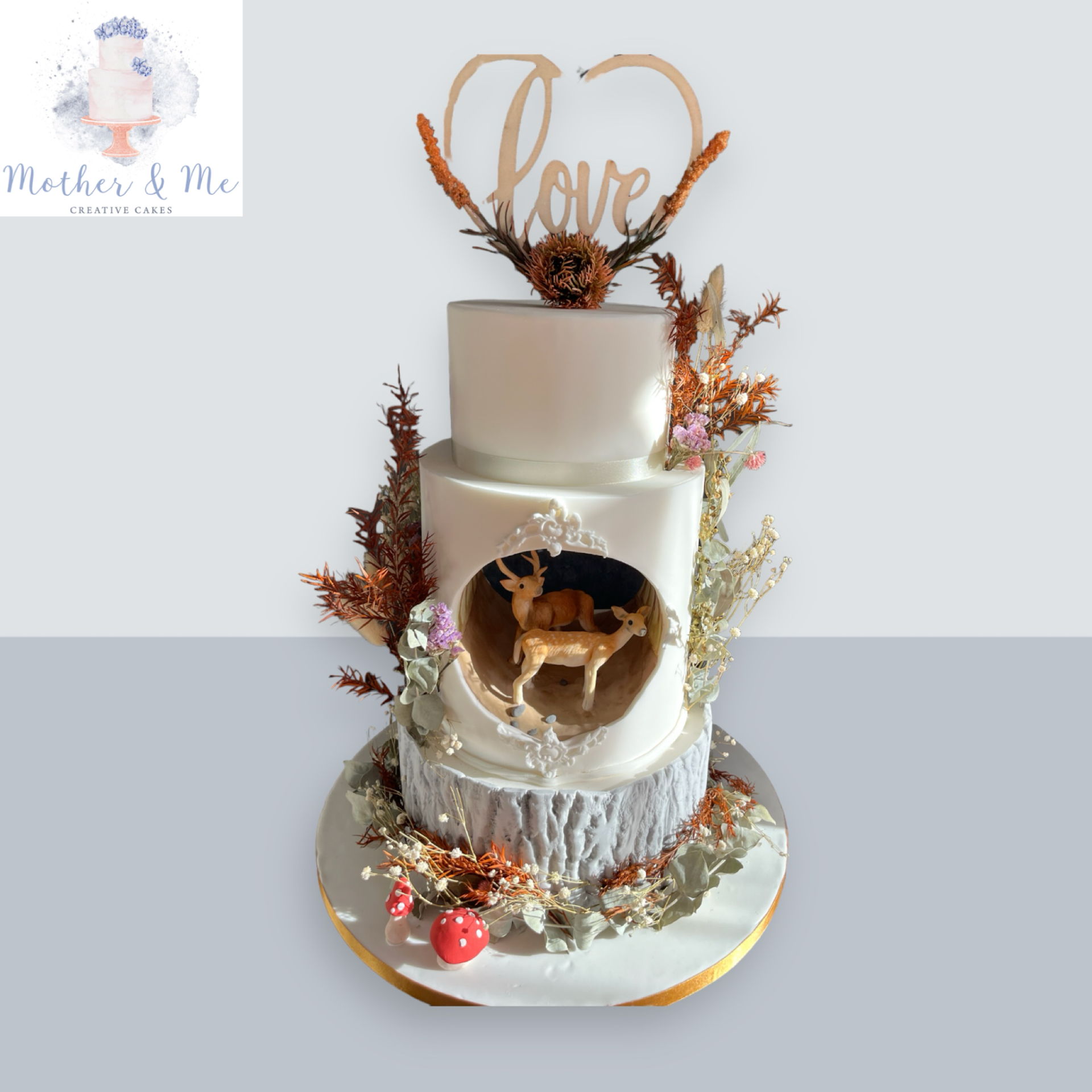 autumn-wedding-cake-maker-hemel-fondant-toppers-woodland-theme.png