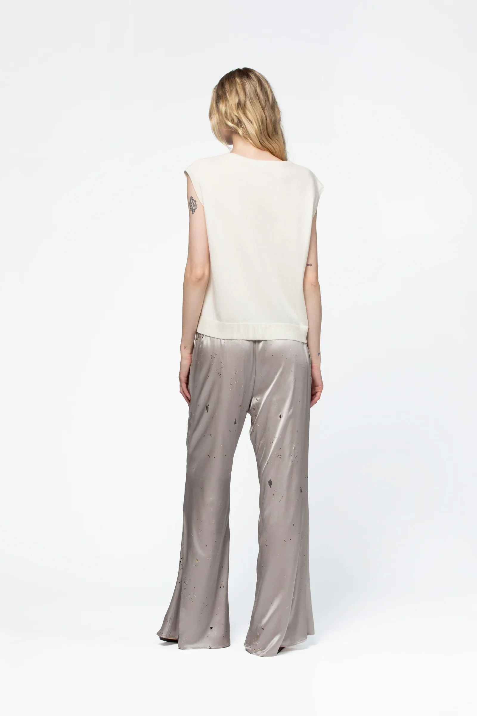 E26TYHA-WHITE-5.webp
