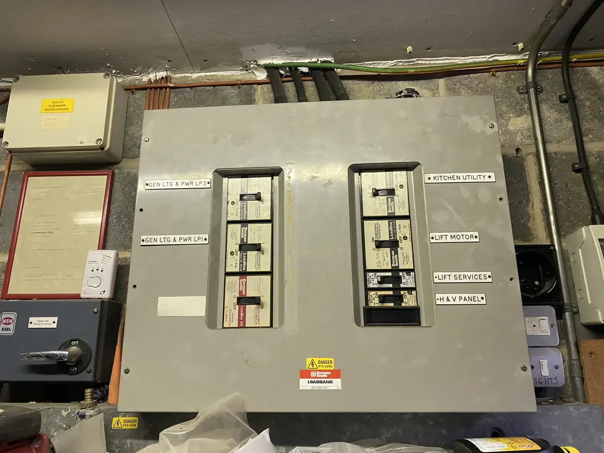 Electrician carrying out EICR testing and electrical inspection in northampton