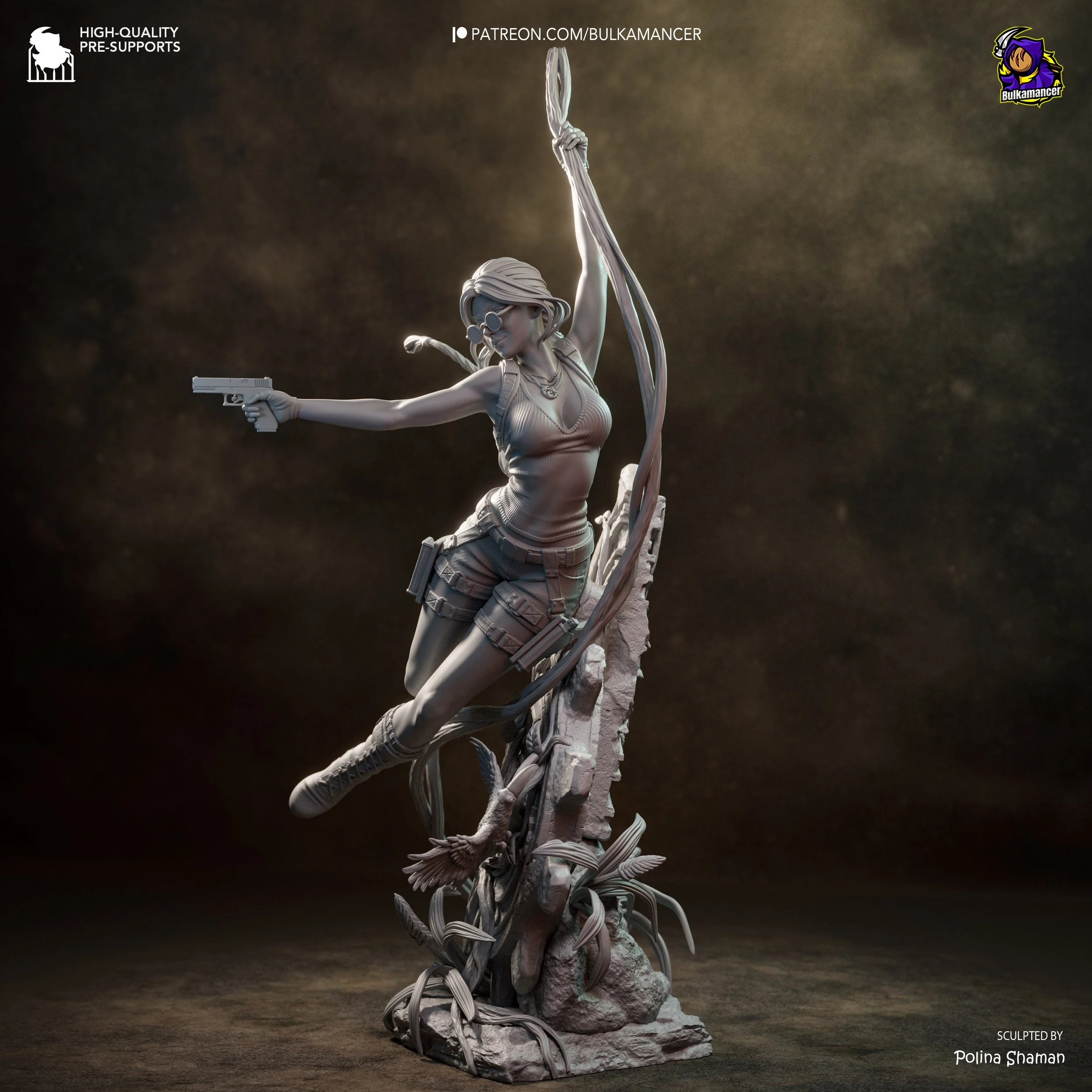 Lara_Croft_grey (3).jpg