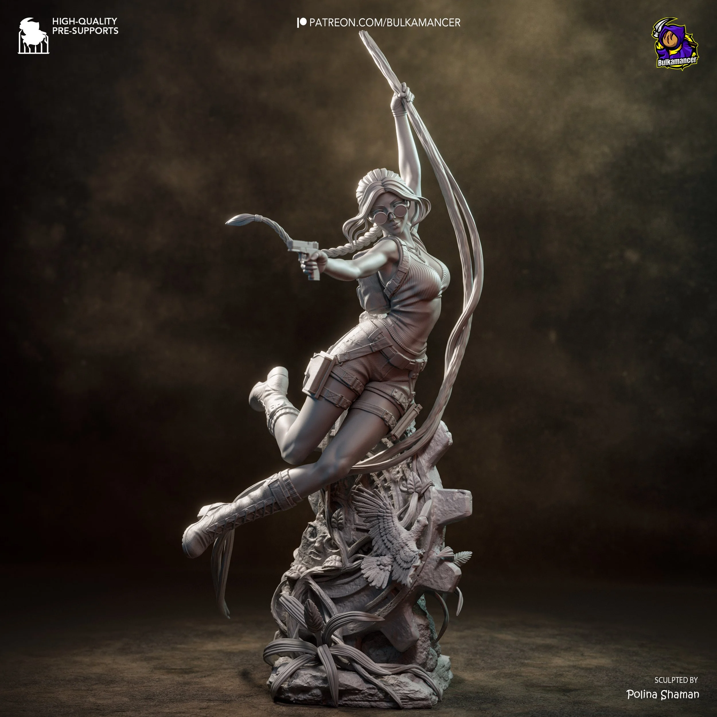 Lara_Croft_grey (2).jpg