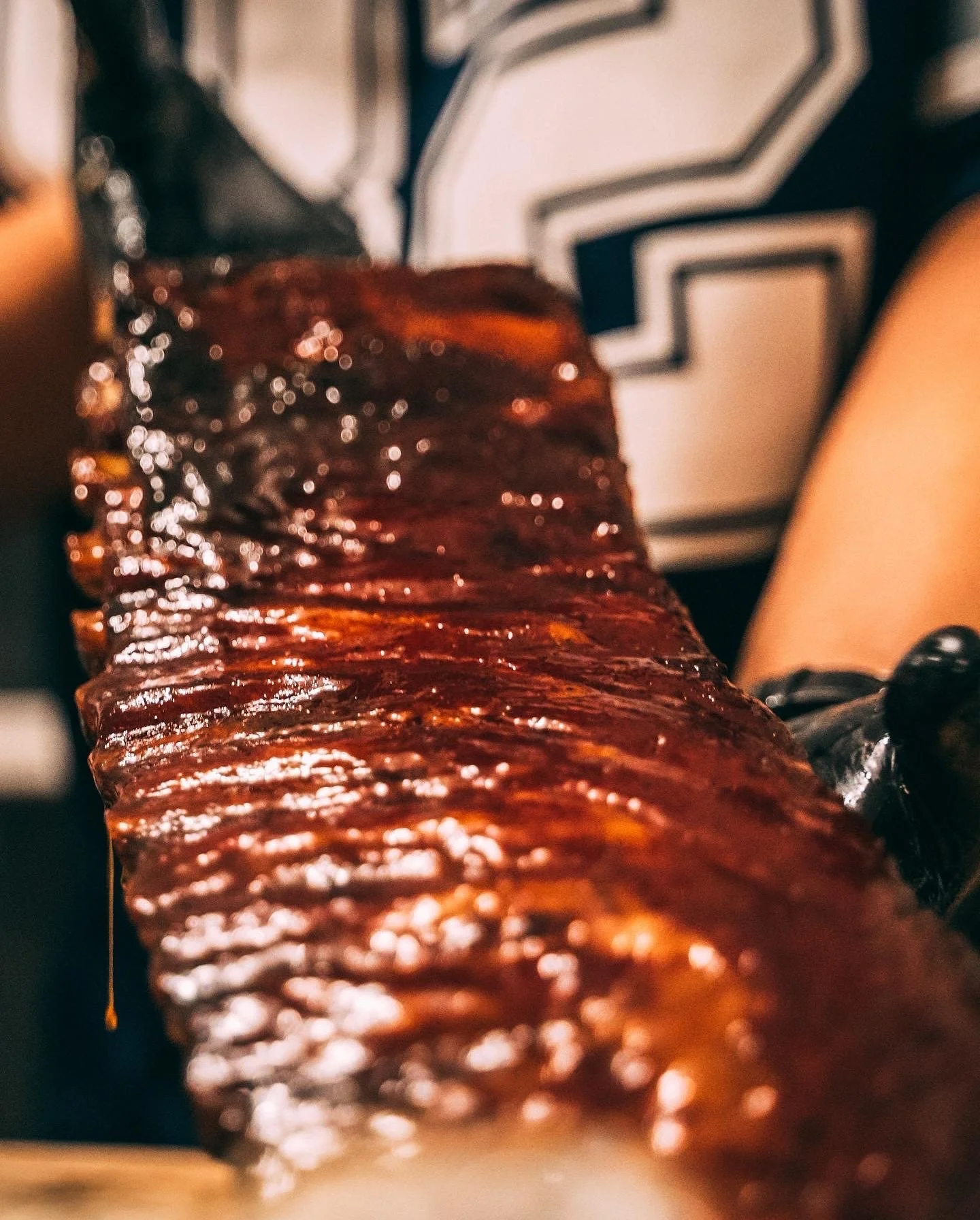 FINALLY back at it and taking weekend preorders, and what better time than the first week of the NFL! 🏈 🔥 

&mdash;Menu&mdash;
&bull; WHOLE RACK RIBS 🍖 
&bull; WHOLE BRISKET 🥩 
&bull; WHOLE TURKEY 🦃 

I&rsquo;ll be taking preorders through my we