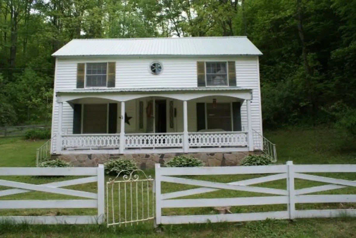 A solitary place to pray