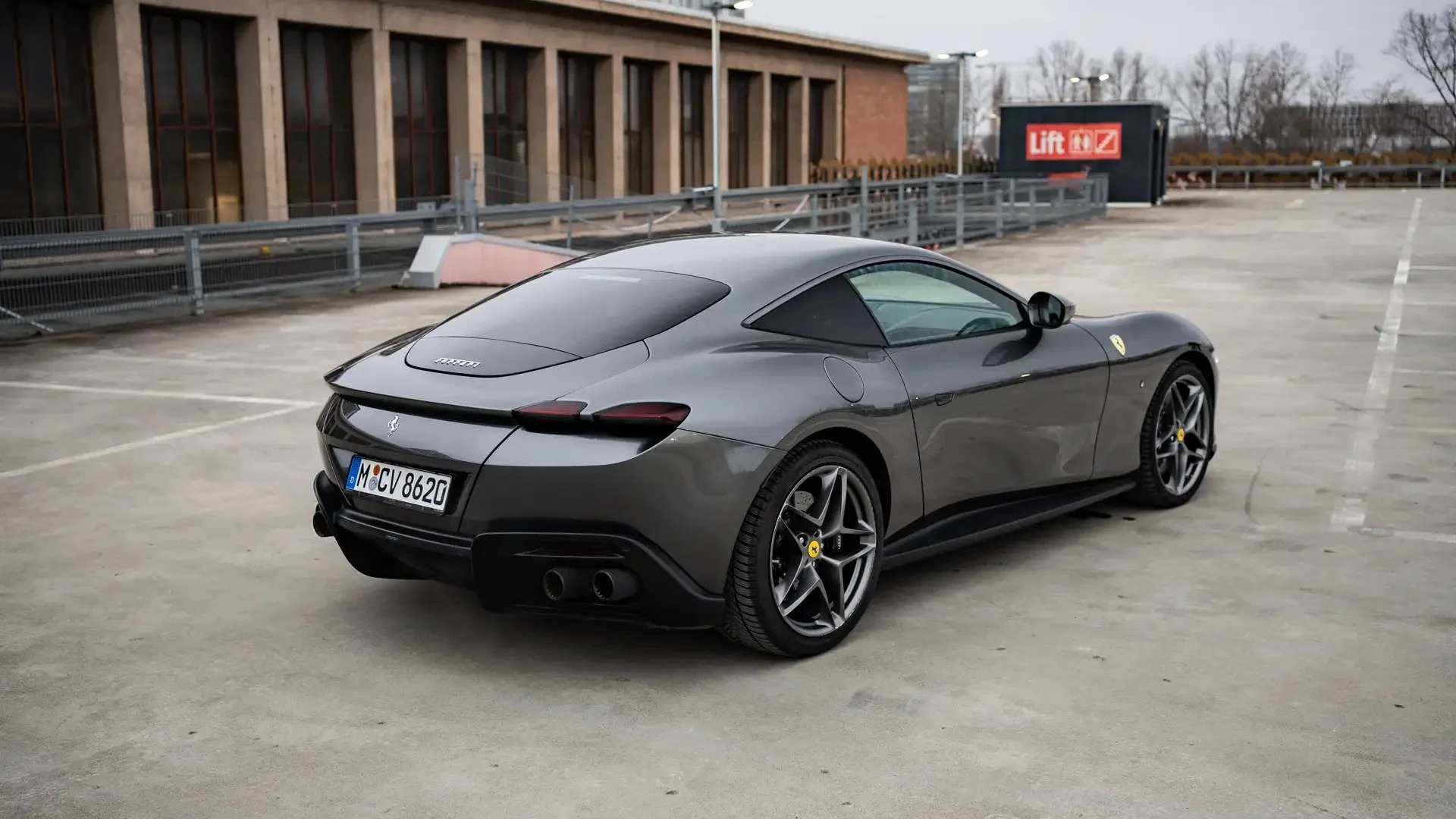 Ferrari Roma - Heckansicht-1920x1080.jpg