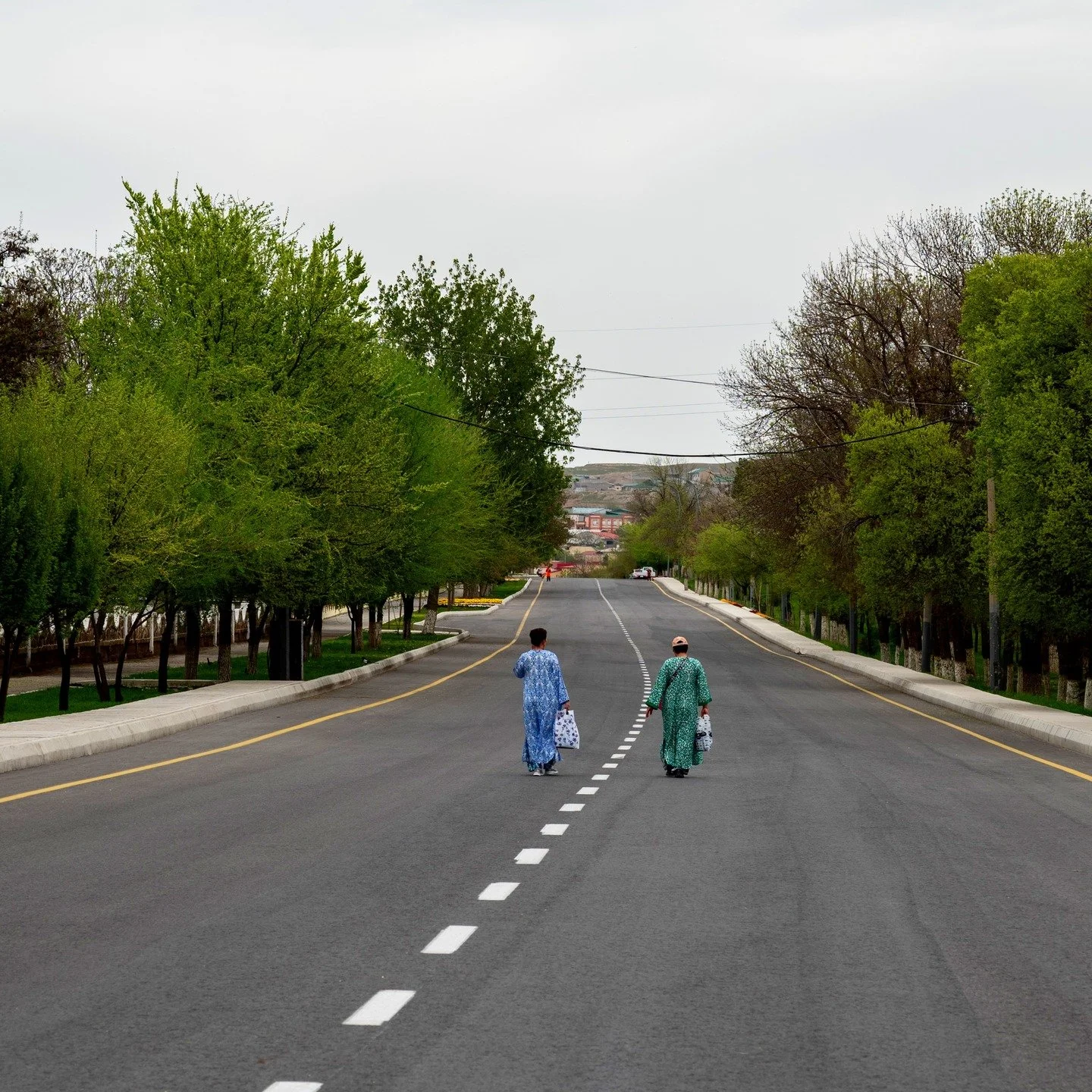 Scenes from the streets of Uzbekistan, Central Asia. #uzb #uzbekistan #khiva #bukhara #tashkent #travelphotography #centralasia