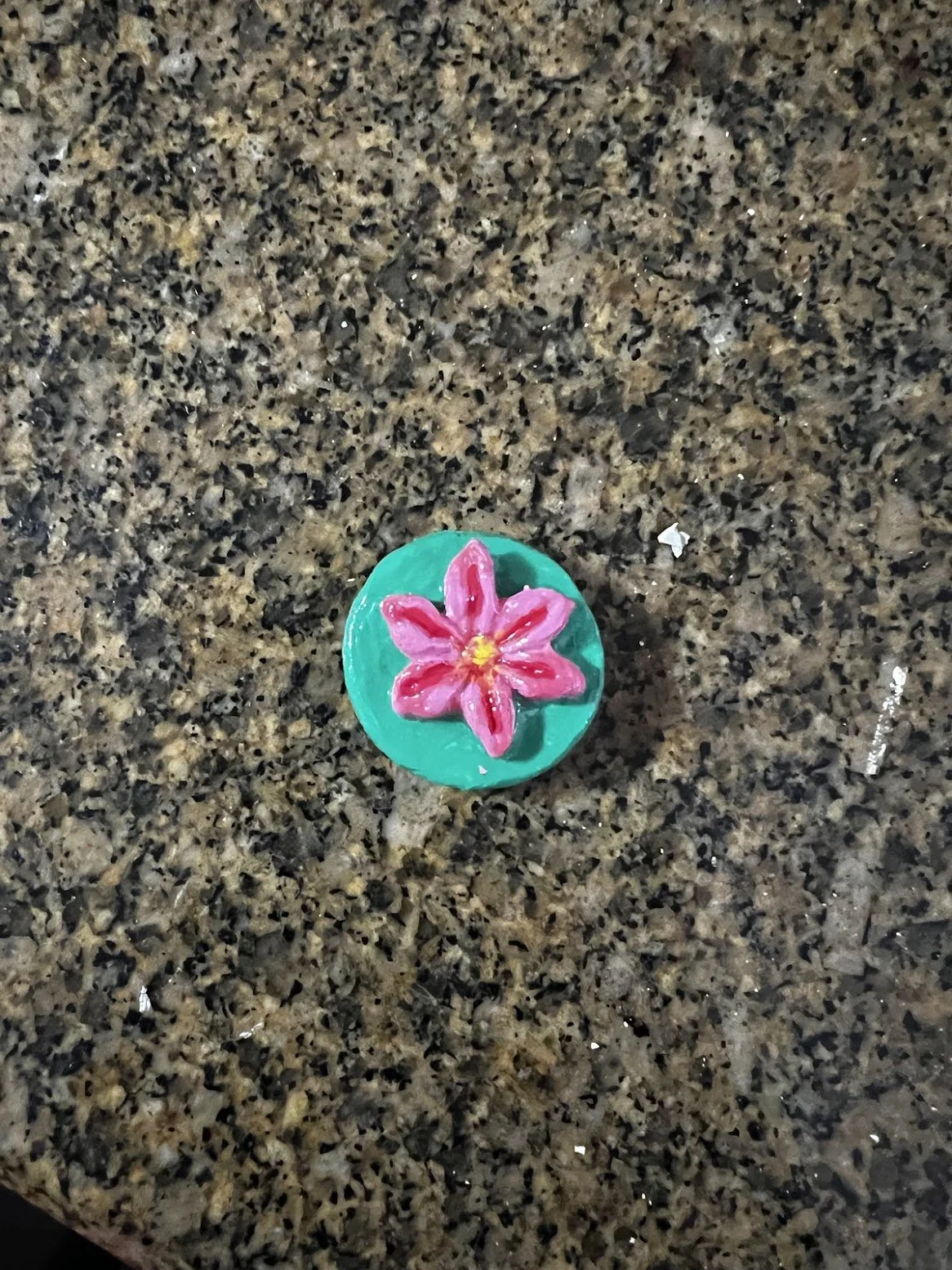 Pink Daisy Magnet