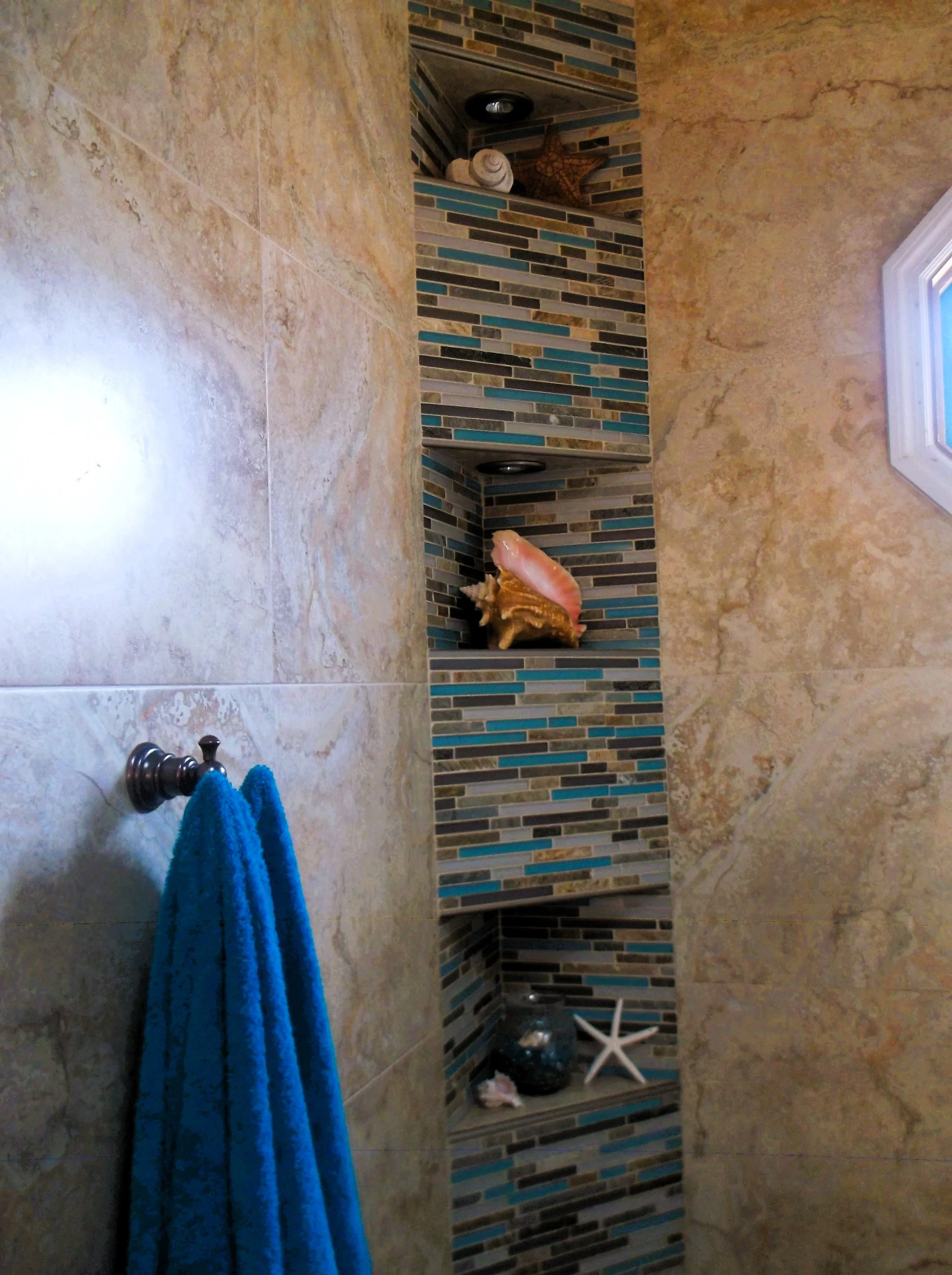Master Bathroom 011.JPG