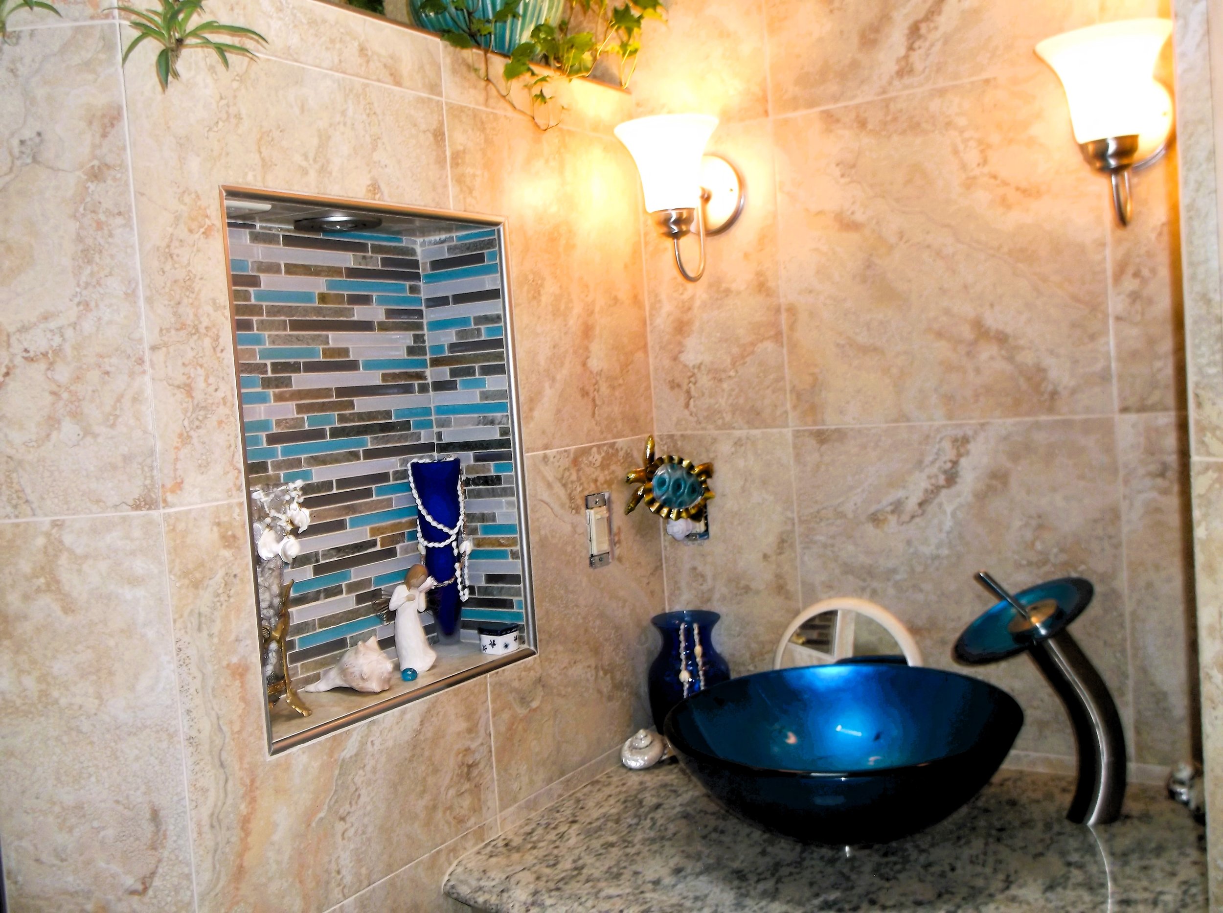 Master Bathroom 002.JPG