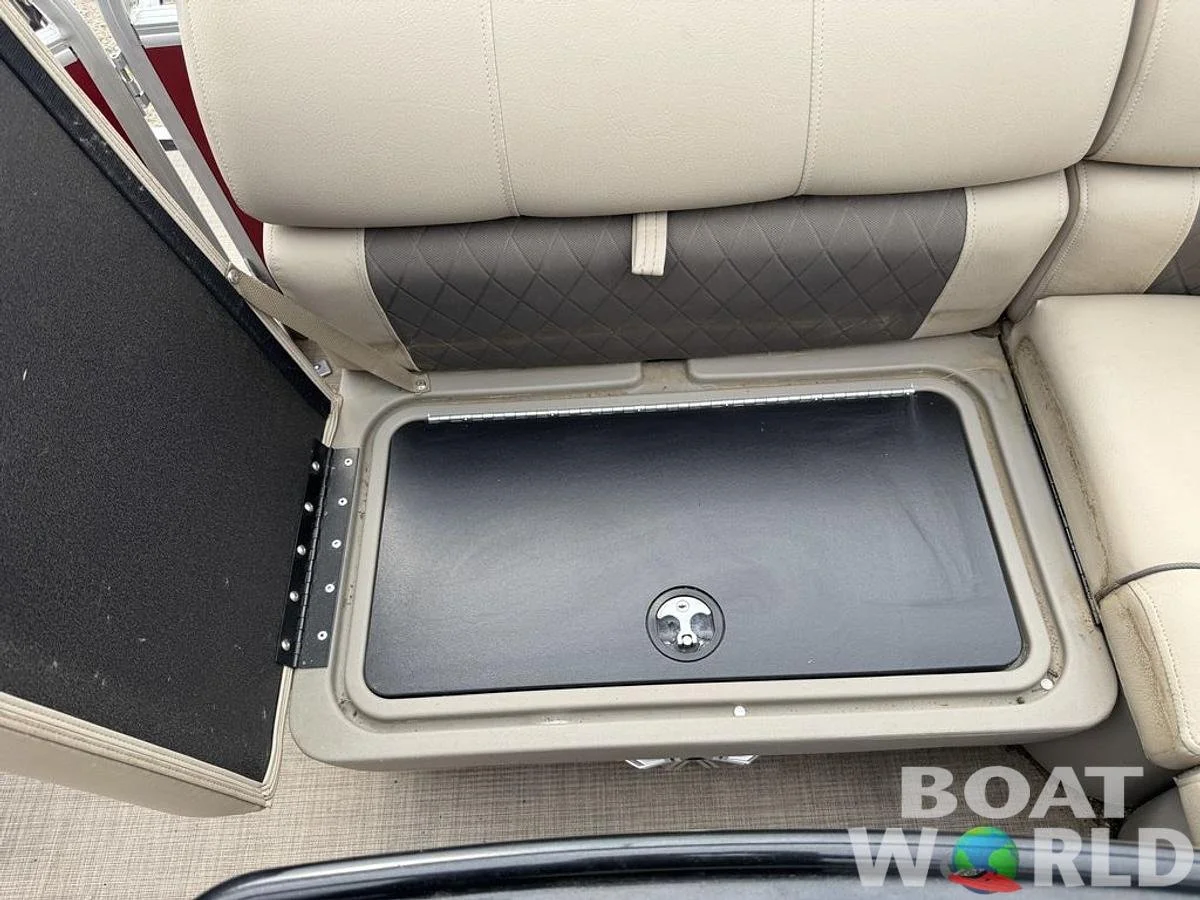 large-watermarked-BAA96513-3EB3-4ACE-AEC9-DF7D3269D1D3.jpg
