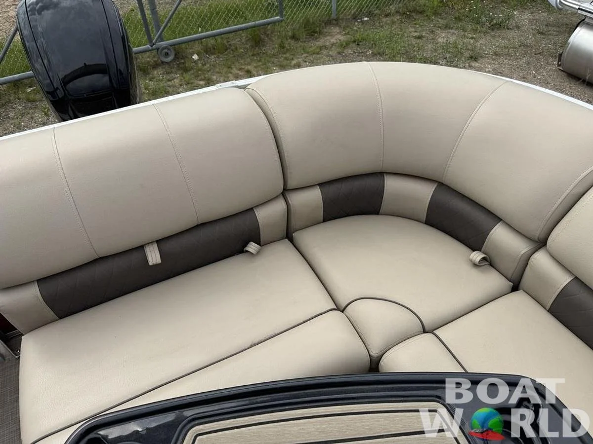 large-watermarked-9711516C-5C2C-4EF1-8ACD-D6244733B606.jpg