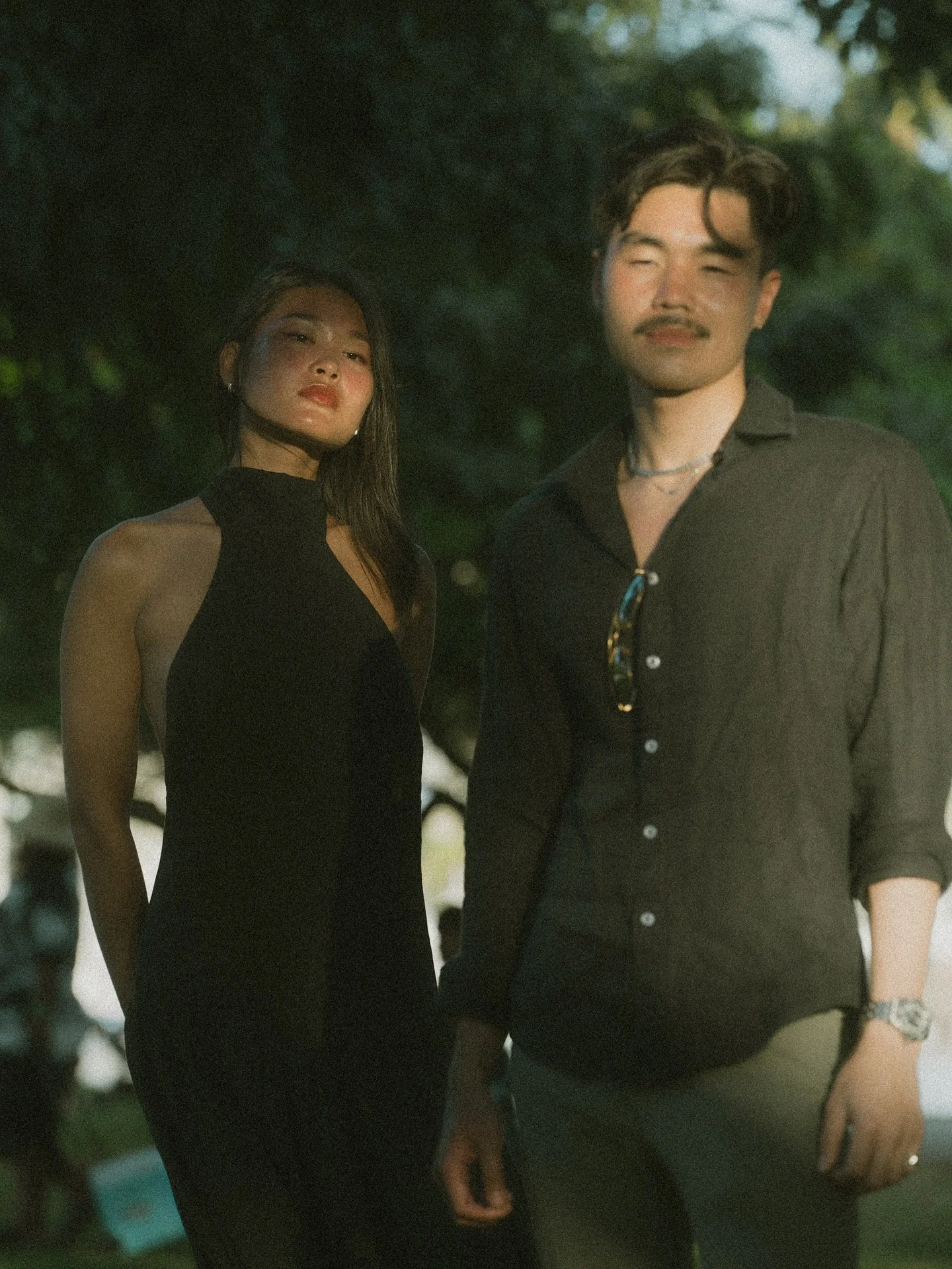 Between a glance and a laugh, we said love in silence.
@jesstobehonest @guapogav 
.
.
.
.
.
.
.
.
.

#HawaiiPhotographer #HawaiiWeddingPhotographer #OahuPhotographer #HawaiiElopementPhotographer #CouplesInHawaii #LightAndShadow #IslandLove #Cinematic