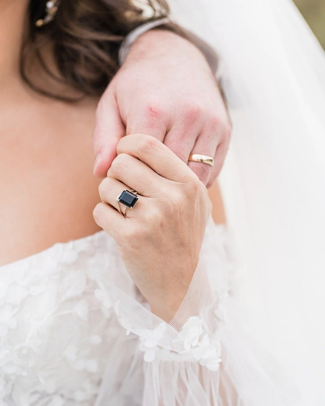 Good wine. Soft candlelight. 
Romance that lingers long after the last song. 
Till death do us part, and every moment in between.

Venue: @theviewatbluemont 
Coordination: Taylor via @theviewatbluemont 
Photography: @theoriginalweddings 
DJ: @hefbeat