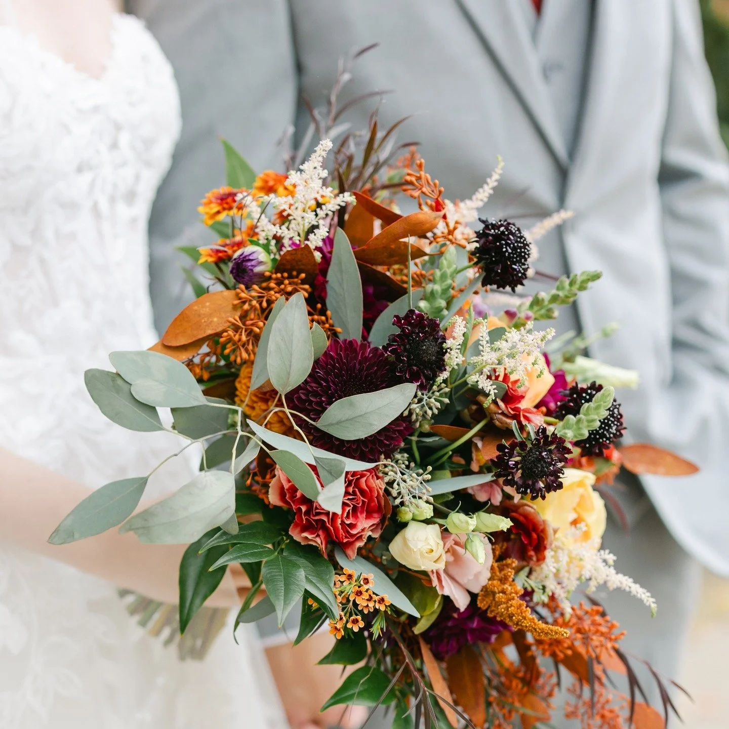 Color has a way of changing the entire feel of a wedding.

When it&rsquo;s intentional, the space feels warmer, the celebration feels fuller, and the design actually says something.

This is the kind of elegance I&rsquo;ll always stand behind.

Photo