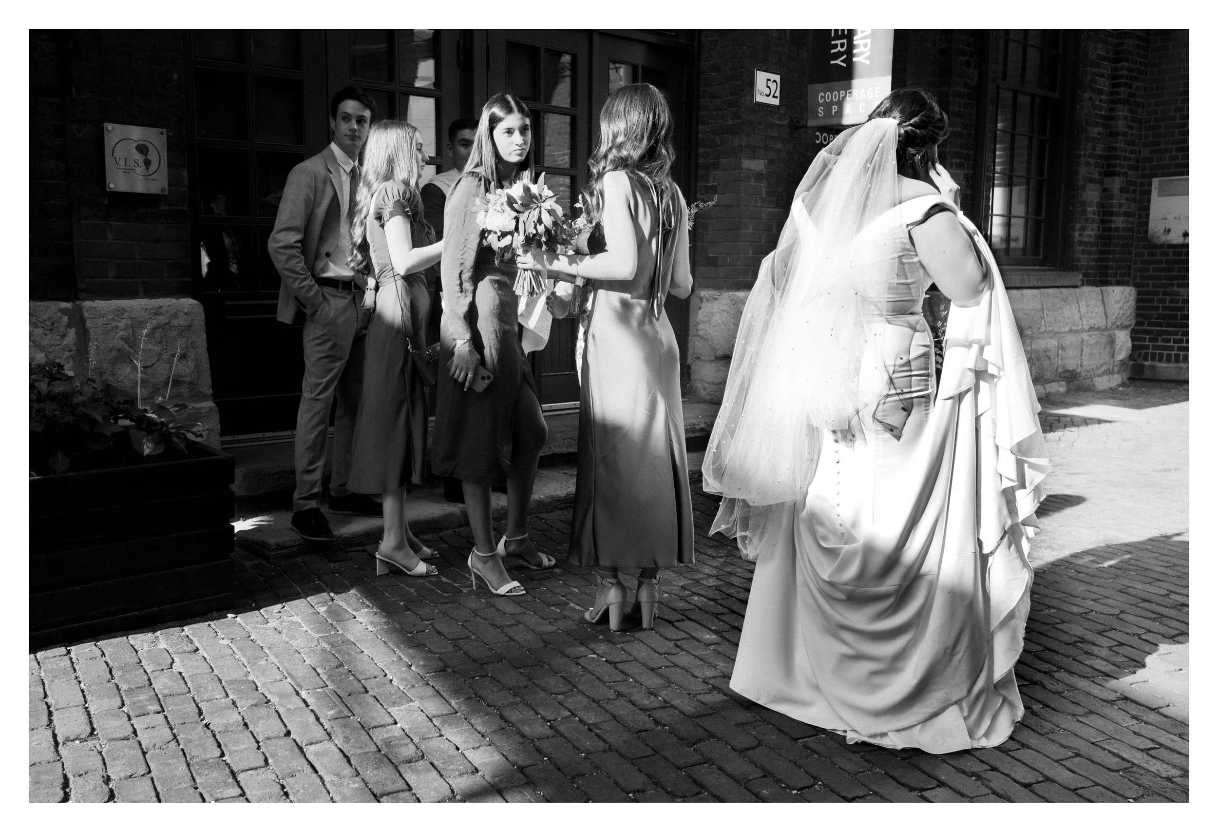 Toronto_bride with the phone.jpg