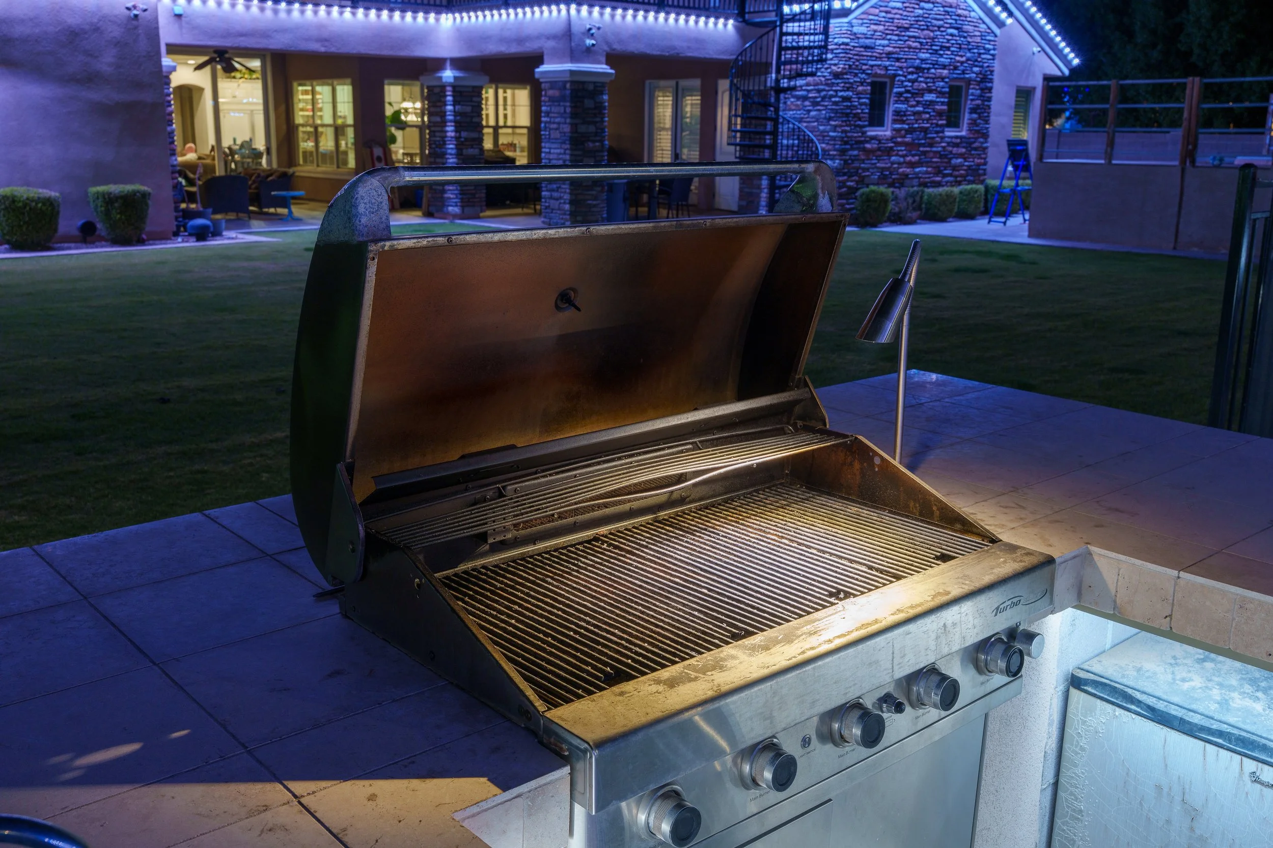 Grill Open Small.jpg