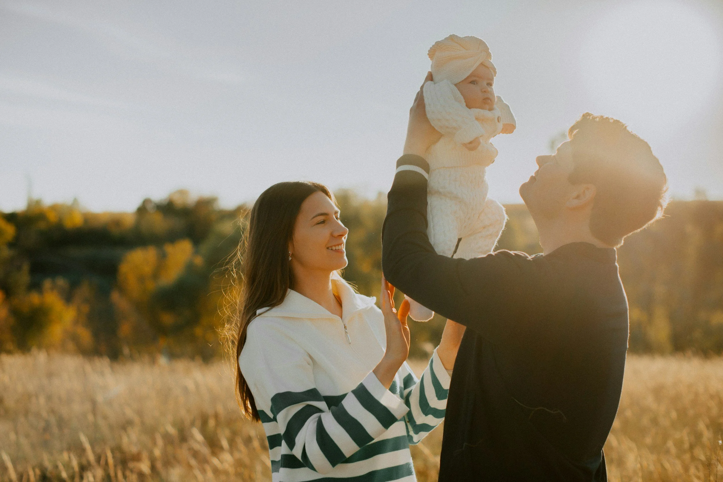 “Parent spending supervised parenting time with child in a public outdoor setting in Edmonton, Alberta.”