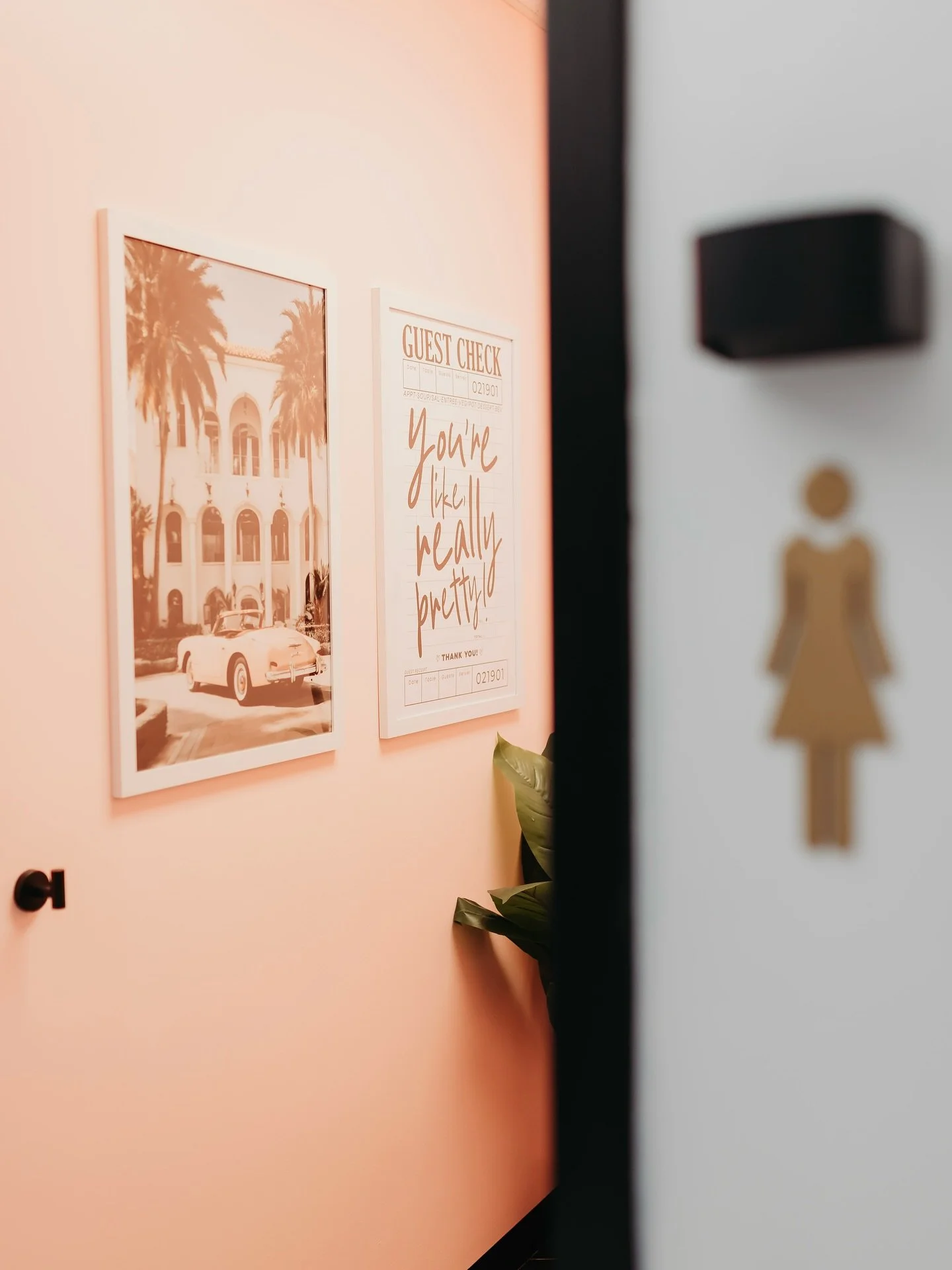 It&rsquo;s the little things that make The Key 🗝️ experience unforgettable.

Our women&rsquo;s restroom is stocked with all the thoughtful touches &mdash; from makeup wipes to a step stool for the littles &mdash; because we know the best events are 