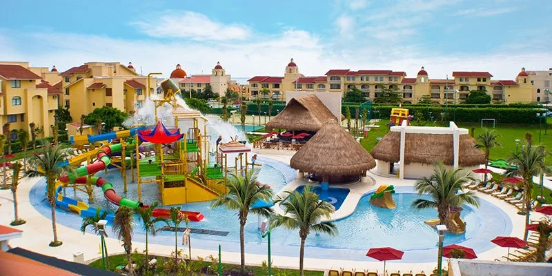 HOTEL-WATERPARK_AllRitmo.jpg