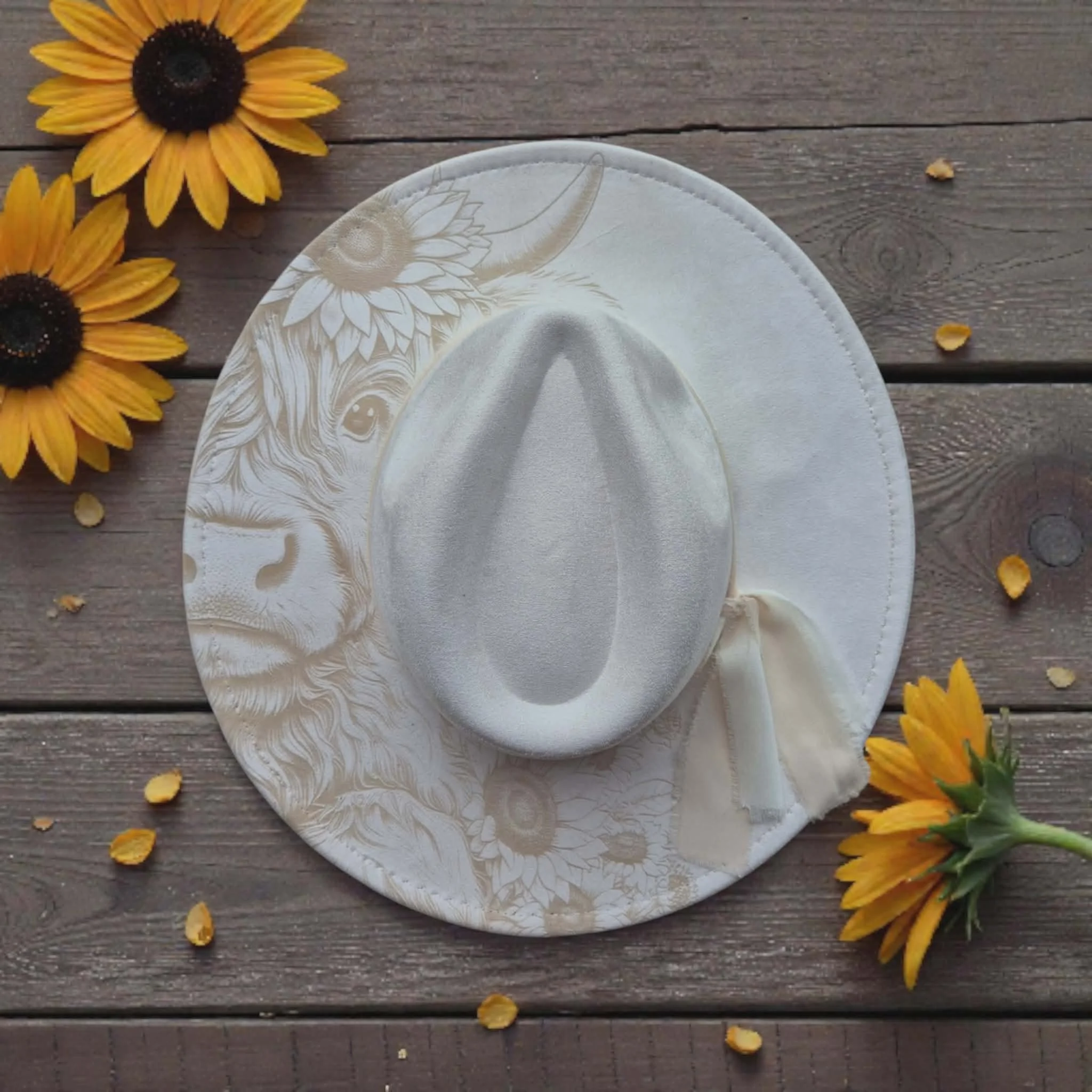 Light Cream Highland Cow