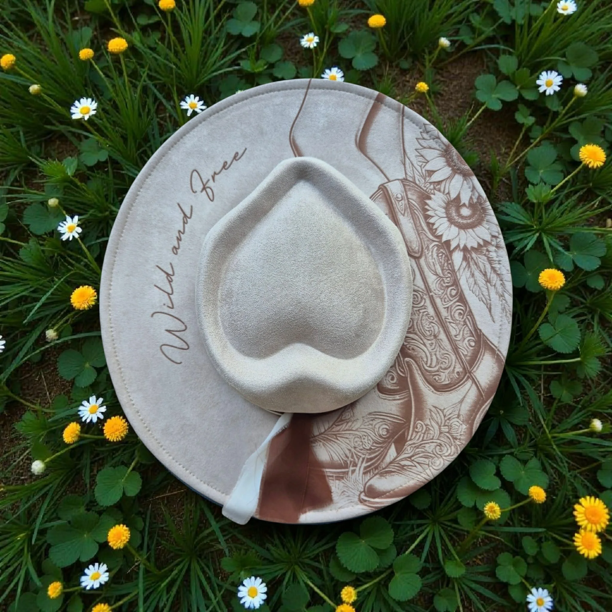Cream Boots Heart Crown