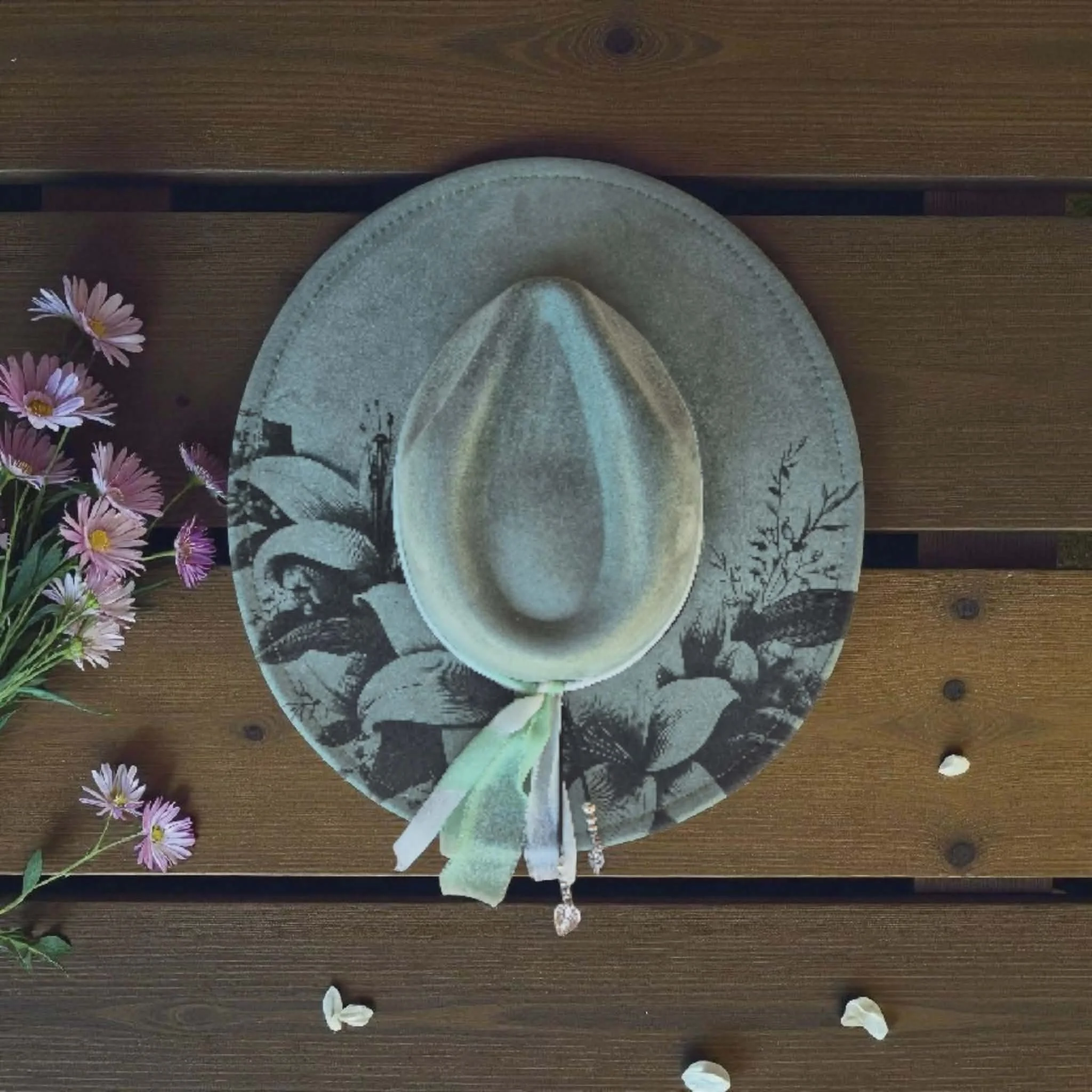 Eucalyptus Half Lilies