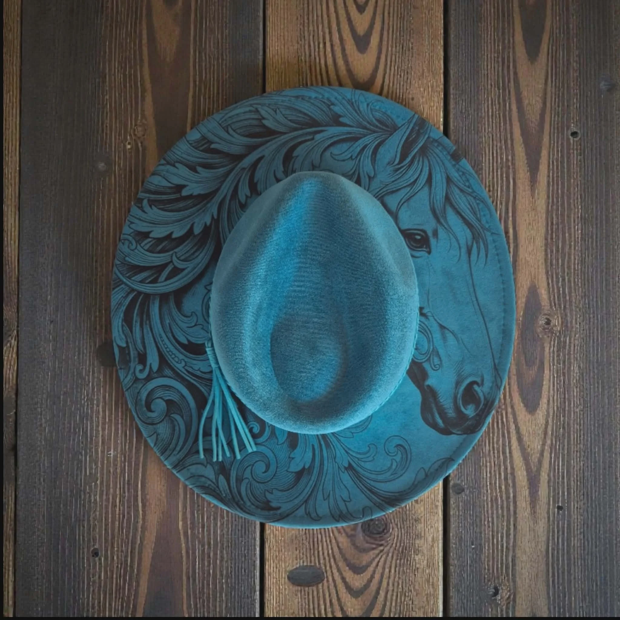 Peacock Filigree Horse