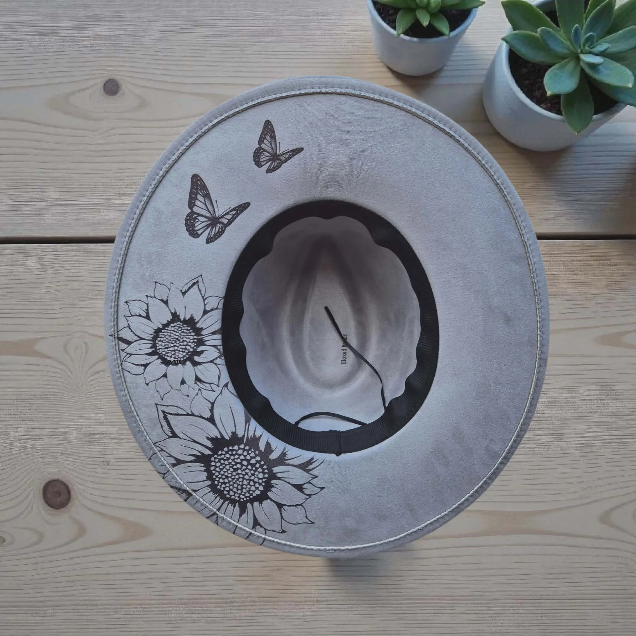 c8bbe562-815c-4453-92b6-97d208a5bfd1 (1).jpg