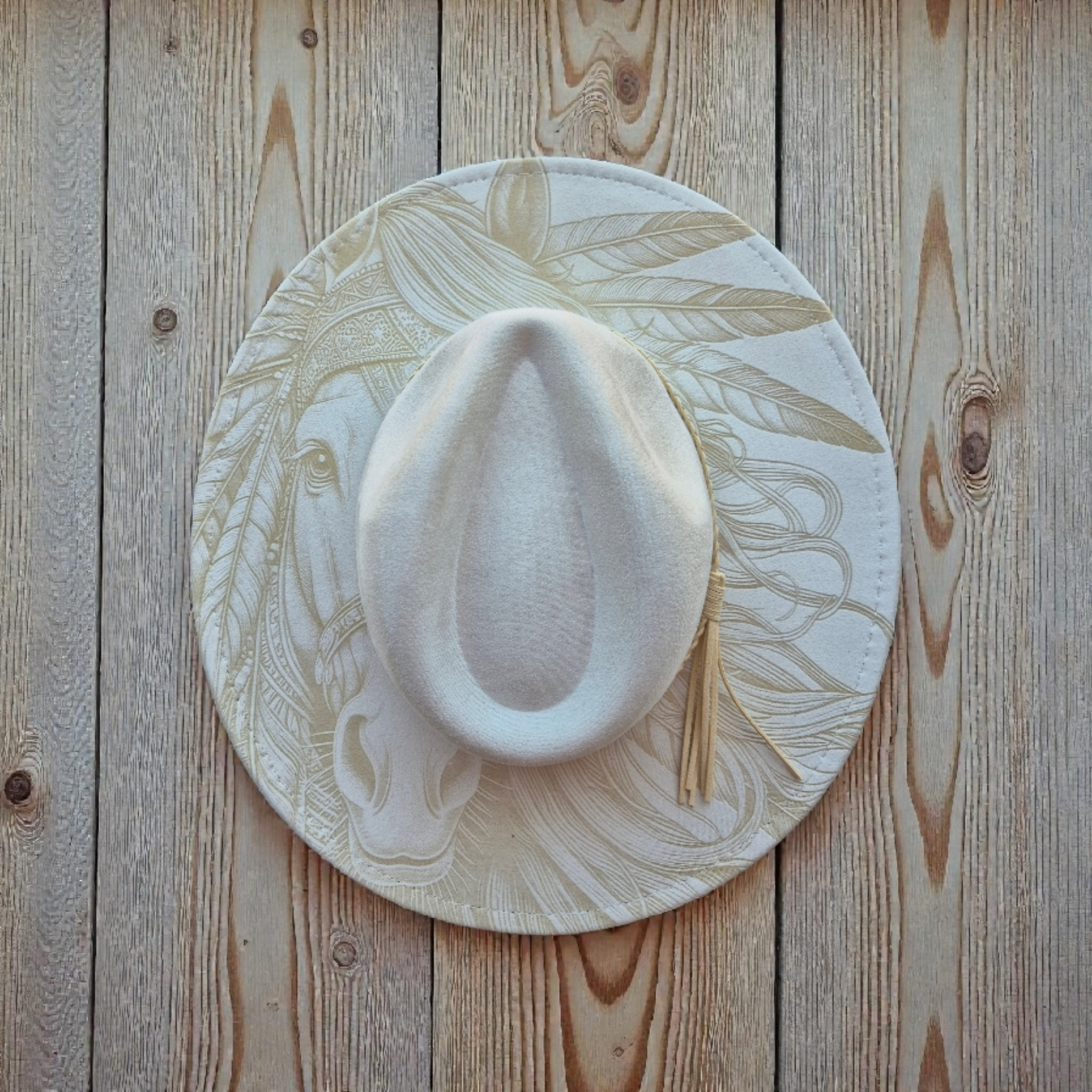 Light Cream Indian Horse