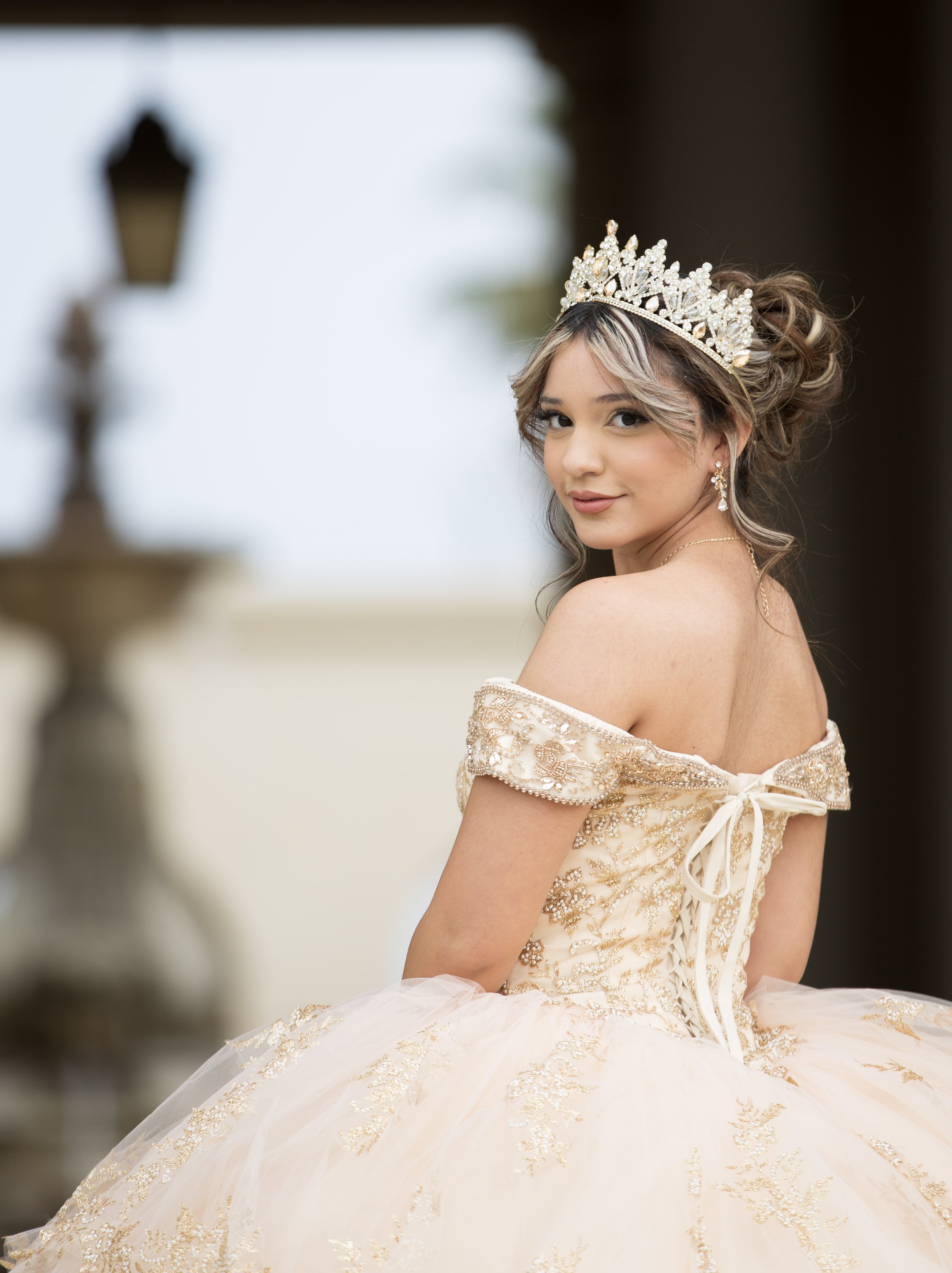 Quinceañera

This isn’t just a celebration. It’s a milestone.

From the proud parents to the laughter with friends, every detail matters. I capture the confidence, the elegance, and the personality that make this day uniquely yours.

Because turning 