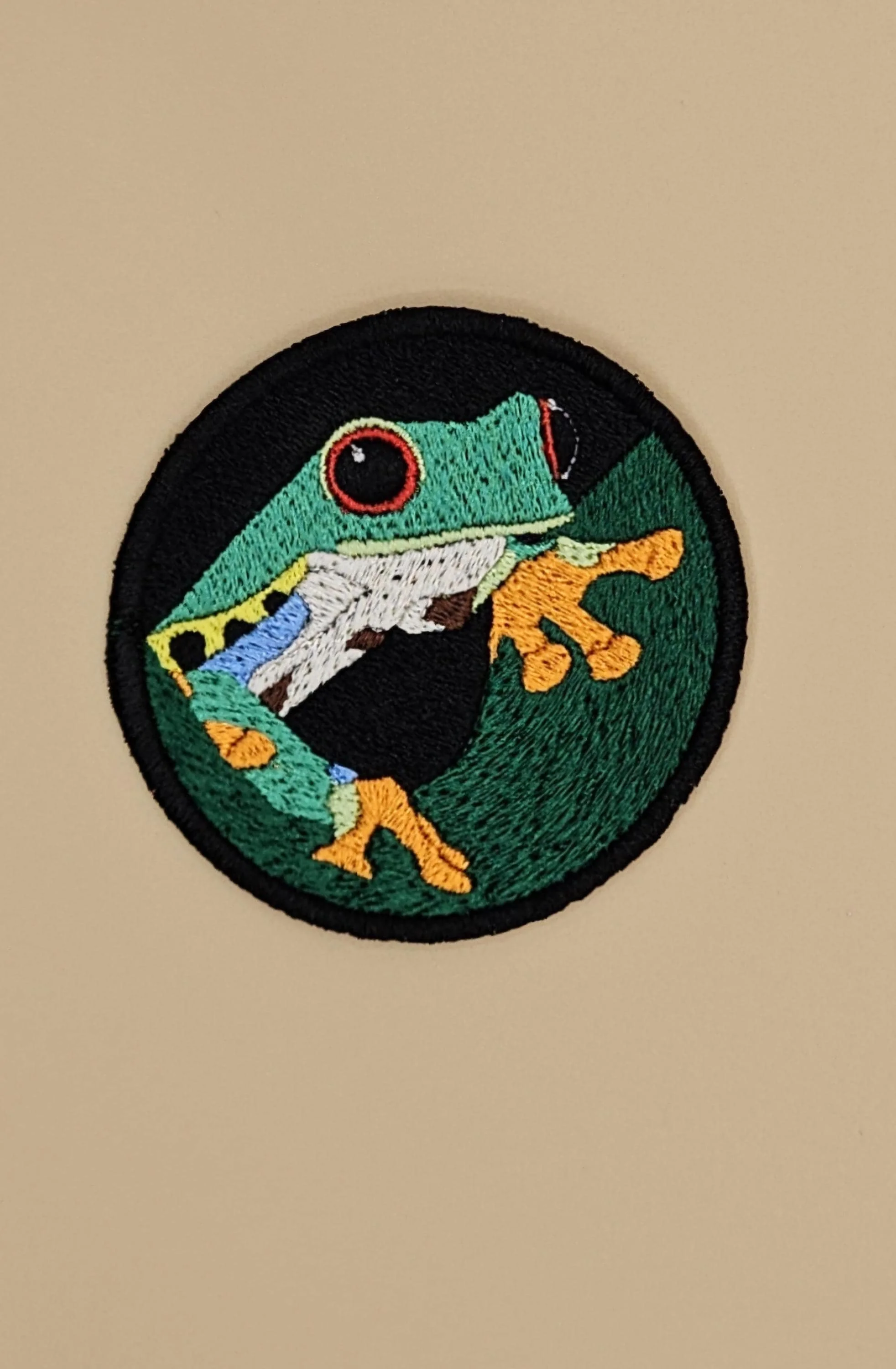 Patch / Applique: Tree Frog, Fully Embroidered, 3