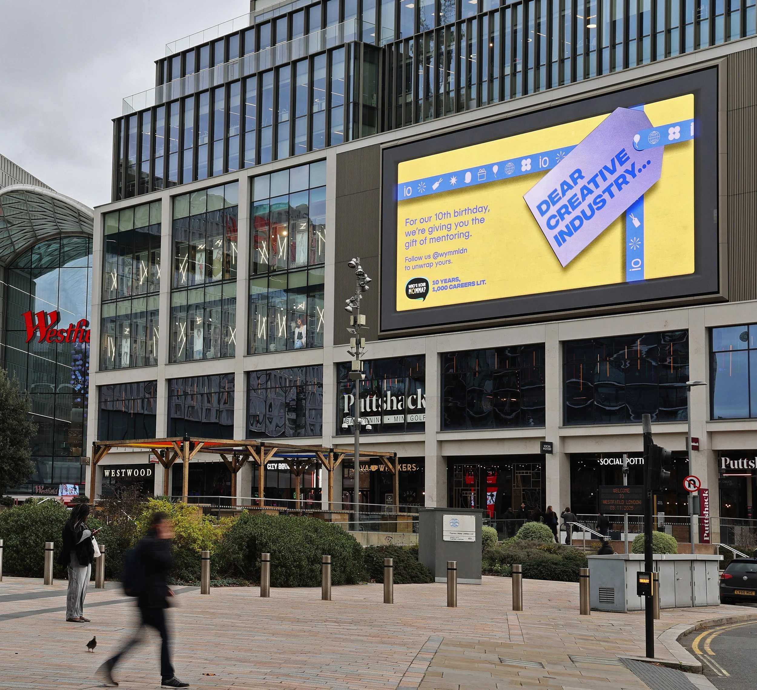 Who's Your Momma, WestfieldSq, Nov '25 1.jpg
