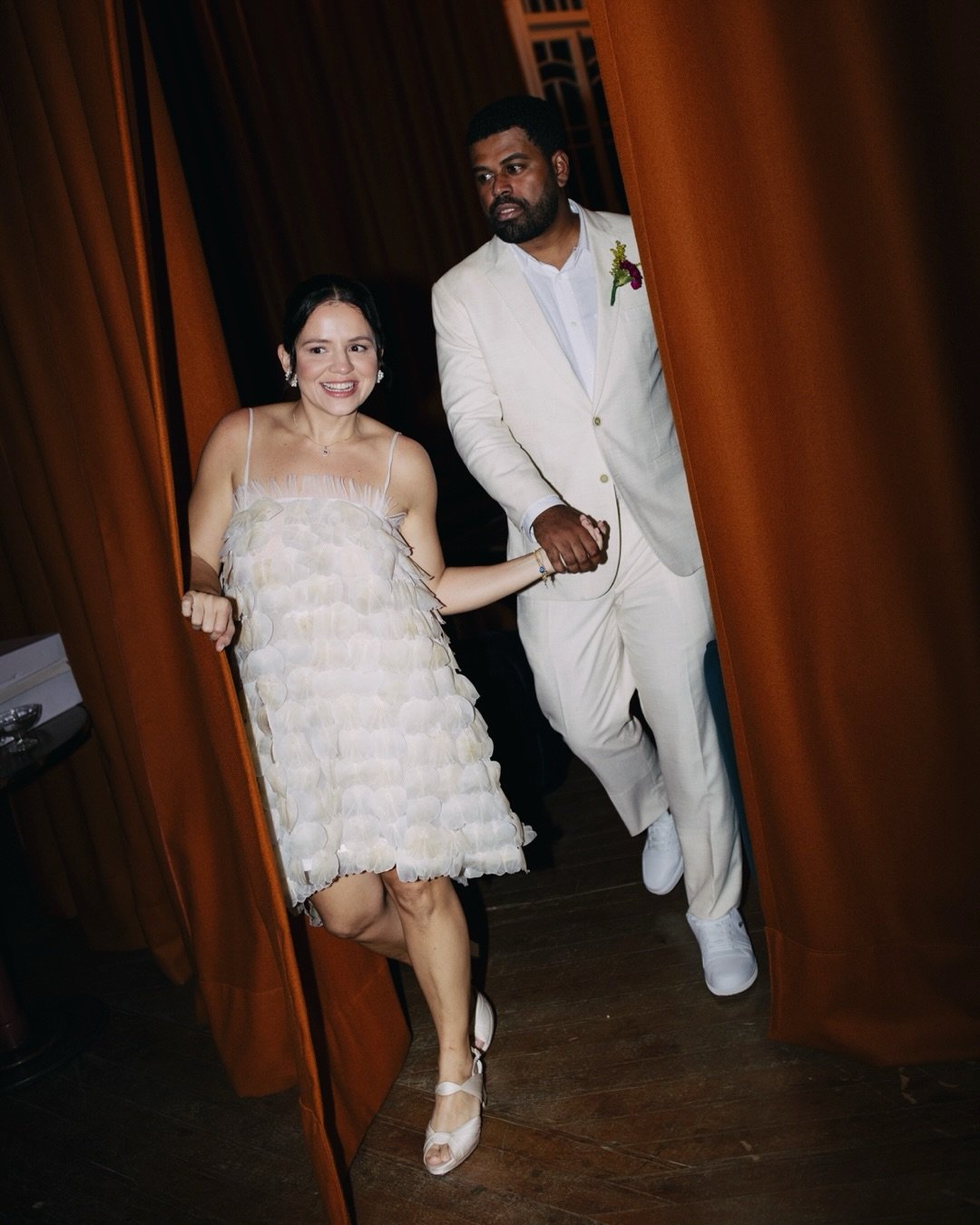 Raquel Alice &amp; Marcos Vin&iacute;cius | PT 1 

Que o amor e a legaria desse dia chegue at&eacute; voc&ecirc; 🎉🤍

Quem fez:
@casadosim.assessoria 
@casadefrancisca 
@marinabitu 
@newstarfashion 
@pagodeda27 
@filhosdegil 
@sinaisdeflor 
@haruest