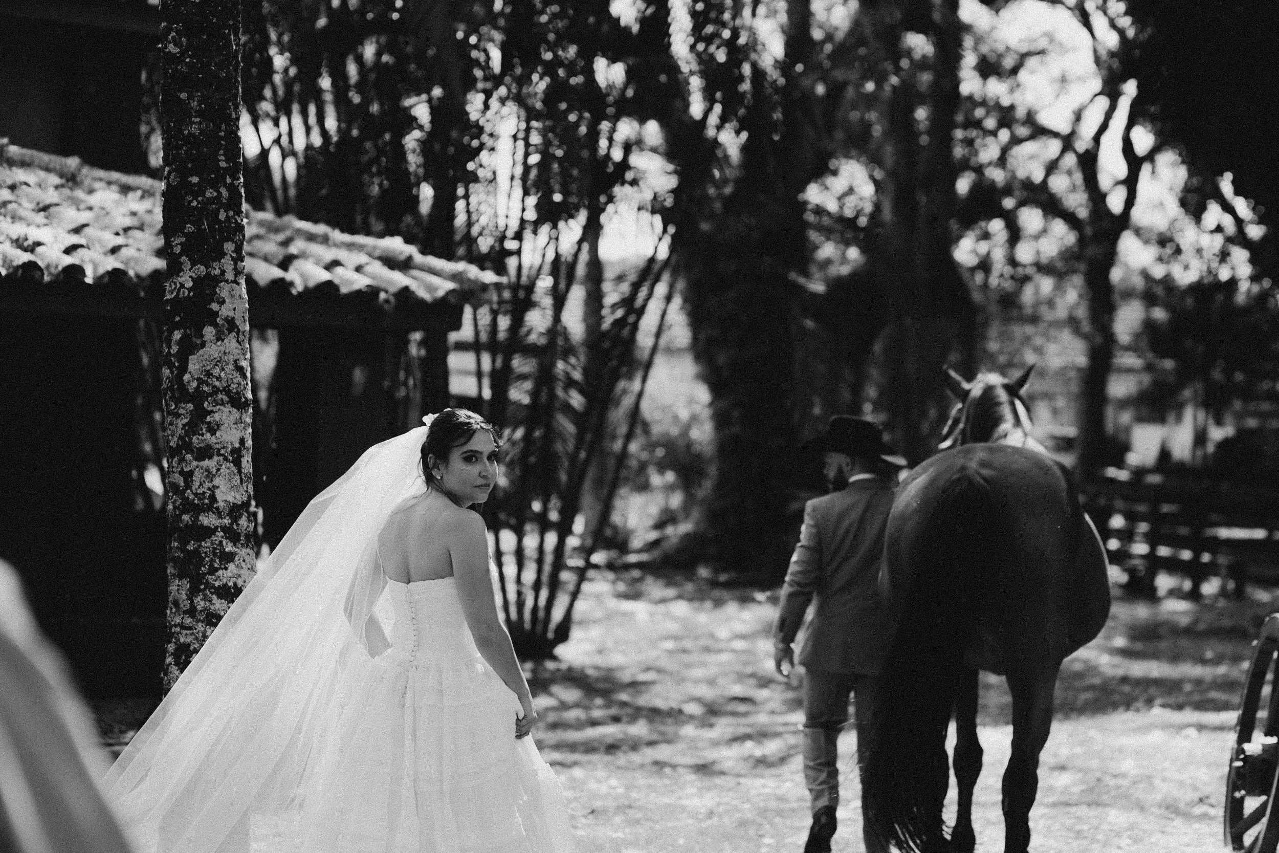 Bruna e Rodrigo - Casamento-754.jpg