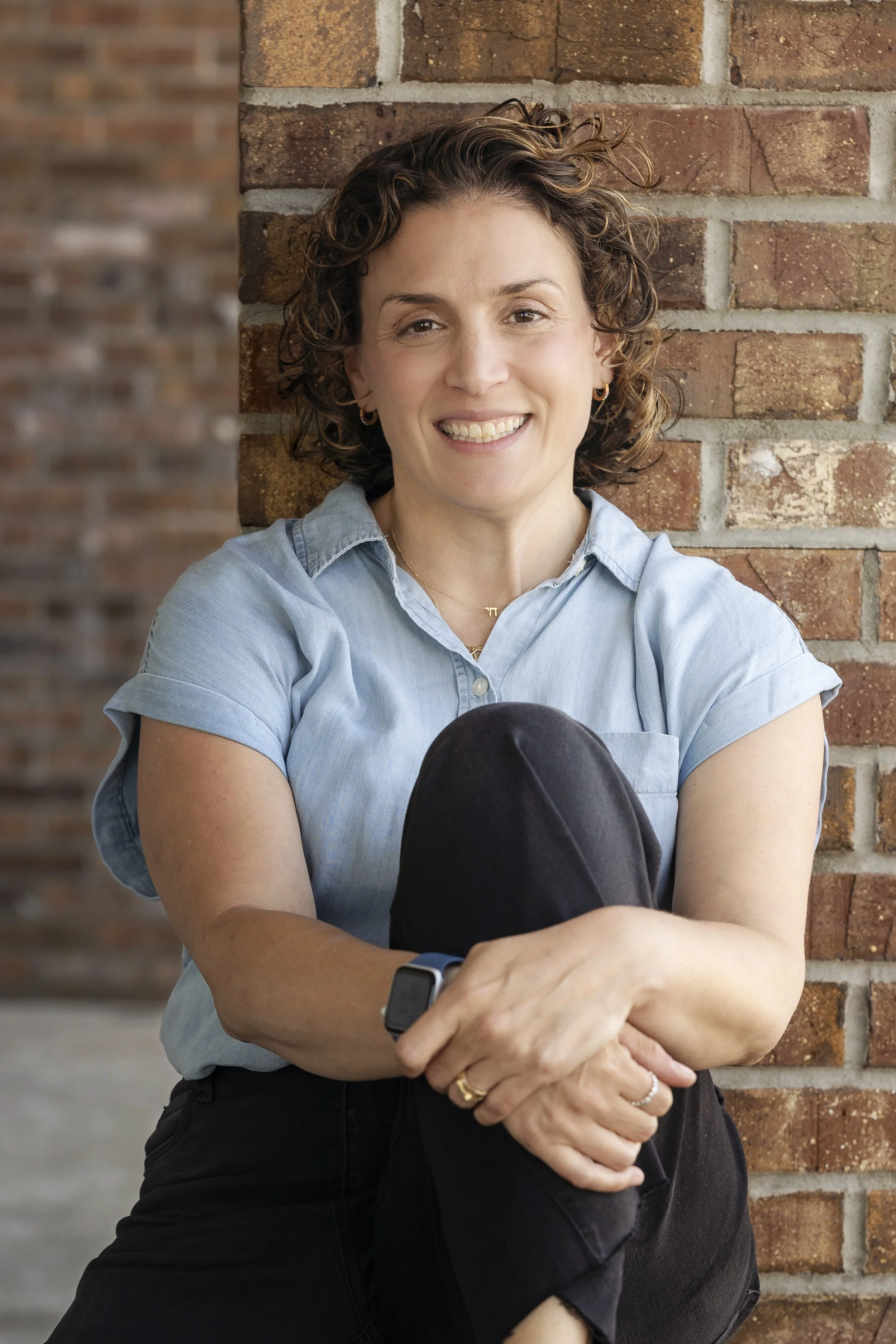 Portrait of Dr. Davia Moss, founder of Ohr Health, a medical provider specializing in adolescent eating disorder care.