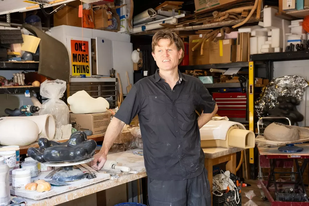 A fine arts sculptor carves out a niche: Saving endangered seabirds