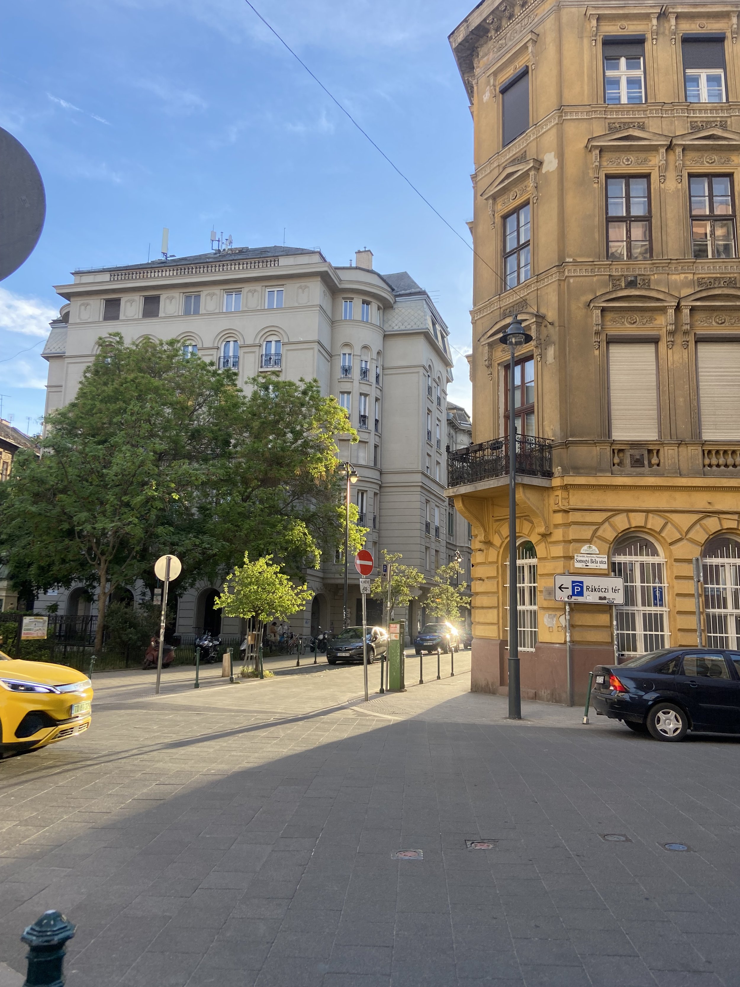 HELLO FROM HUNGARY