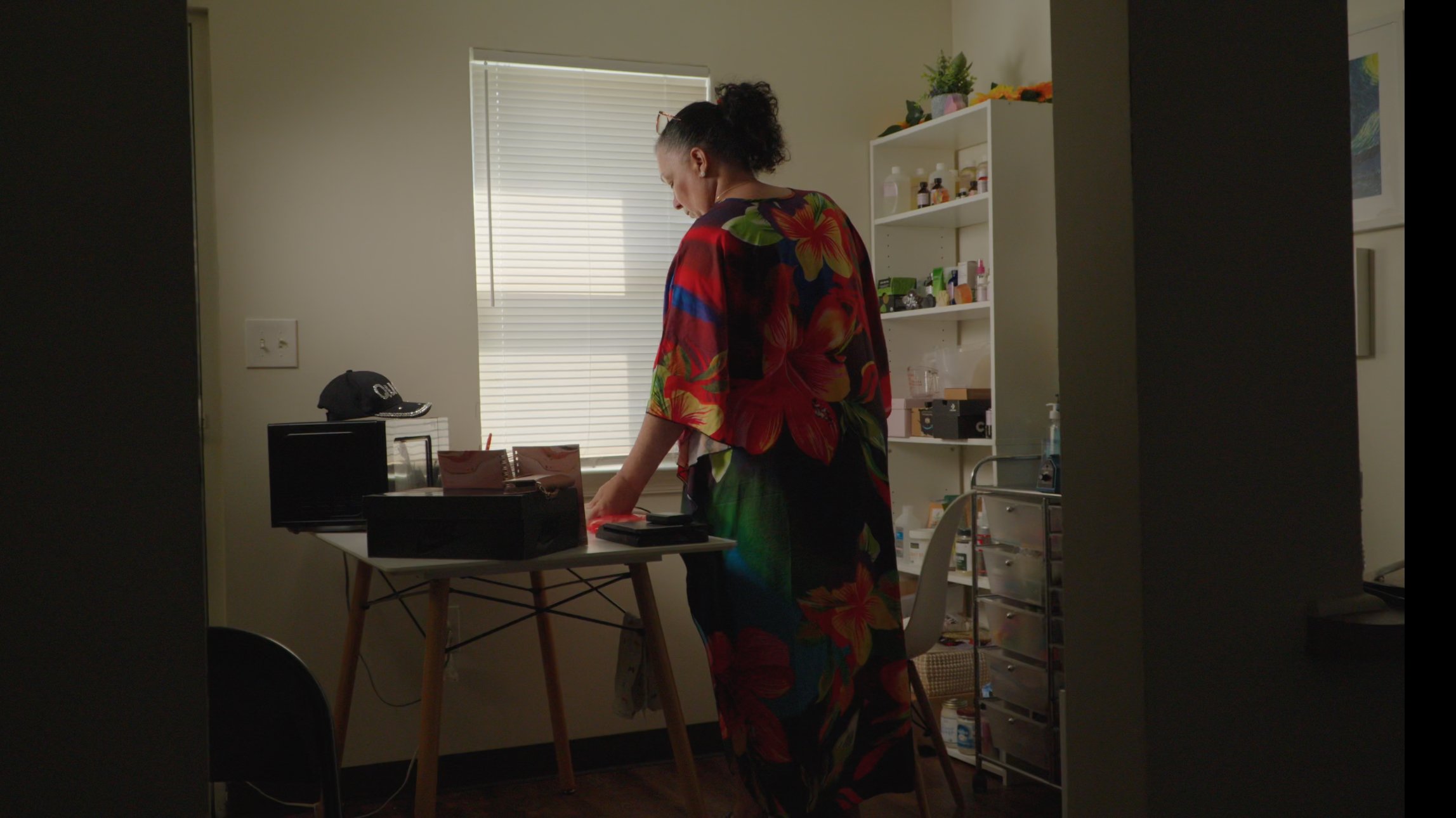 La Esencia de Omy - Interview