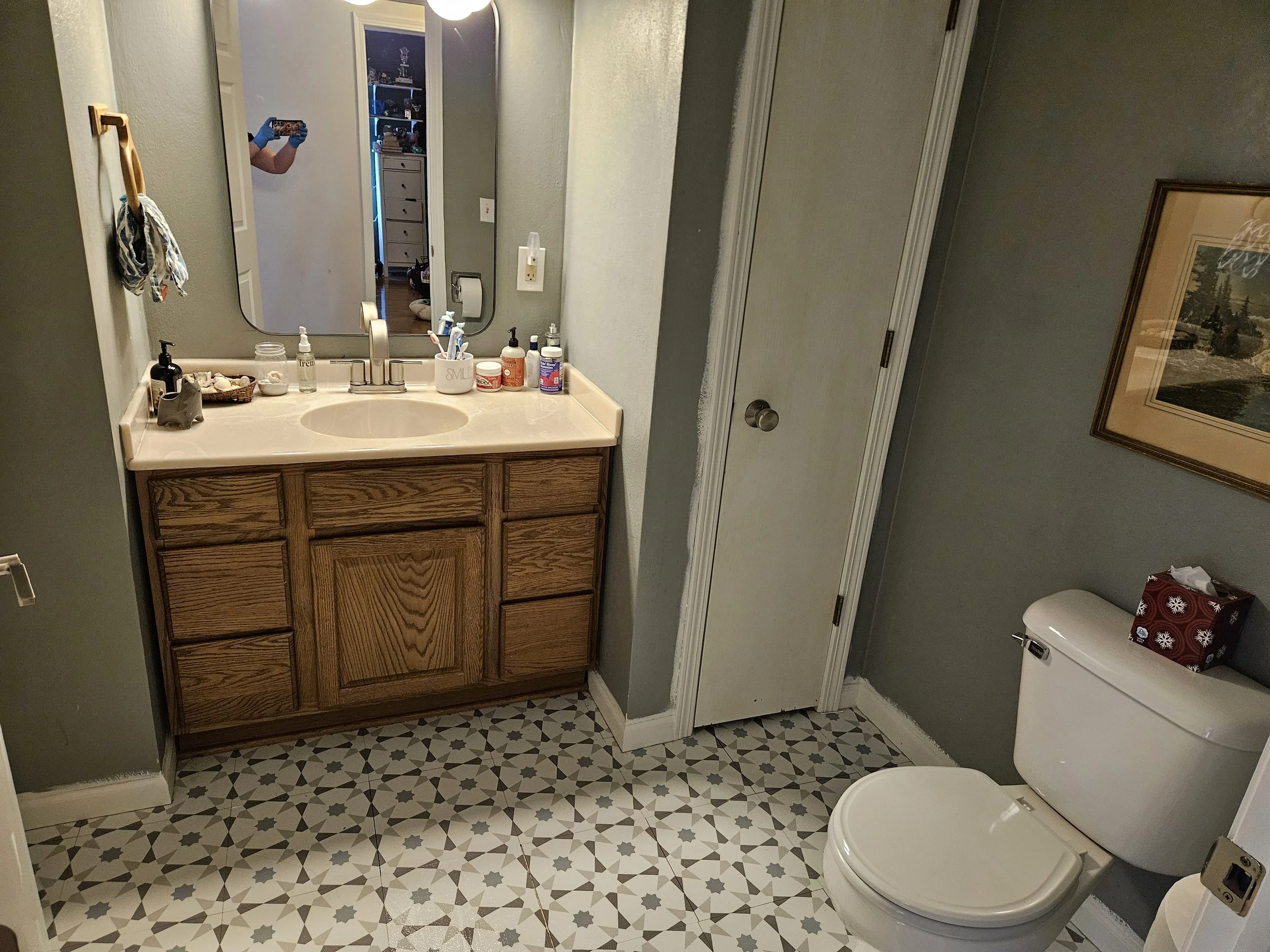 bathroom 1.jpg