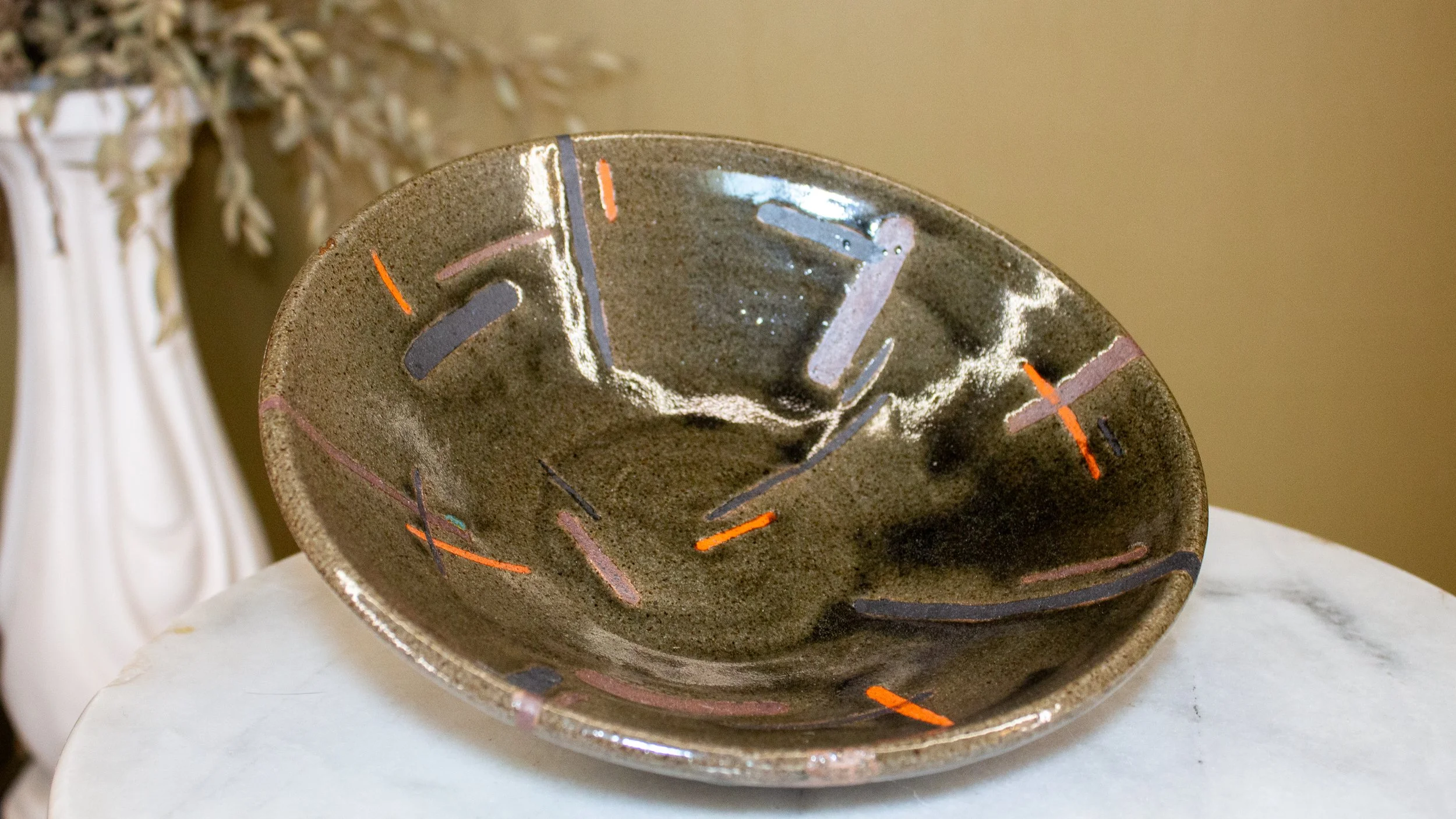 Display plate.