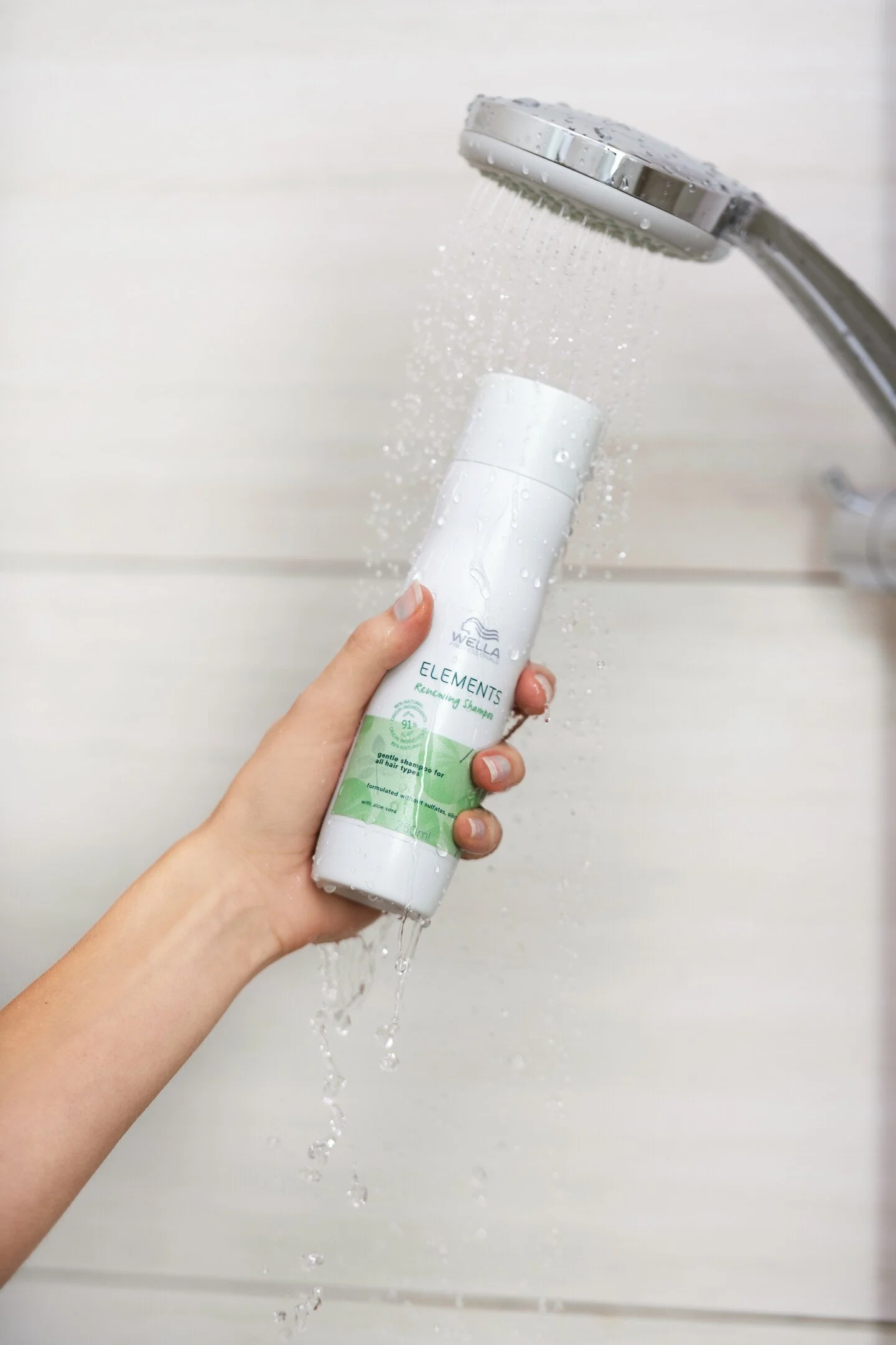 Care+Styling Base Wave1 Care   Elements-Renewing-Shampoo 8 (1).jpg
