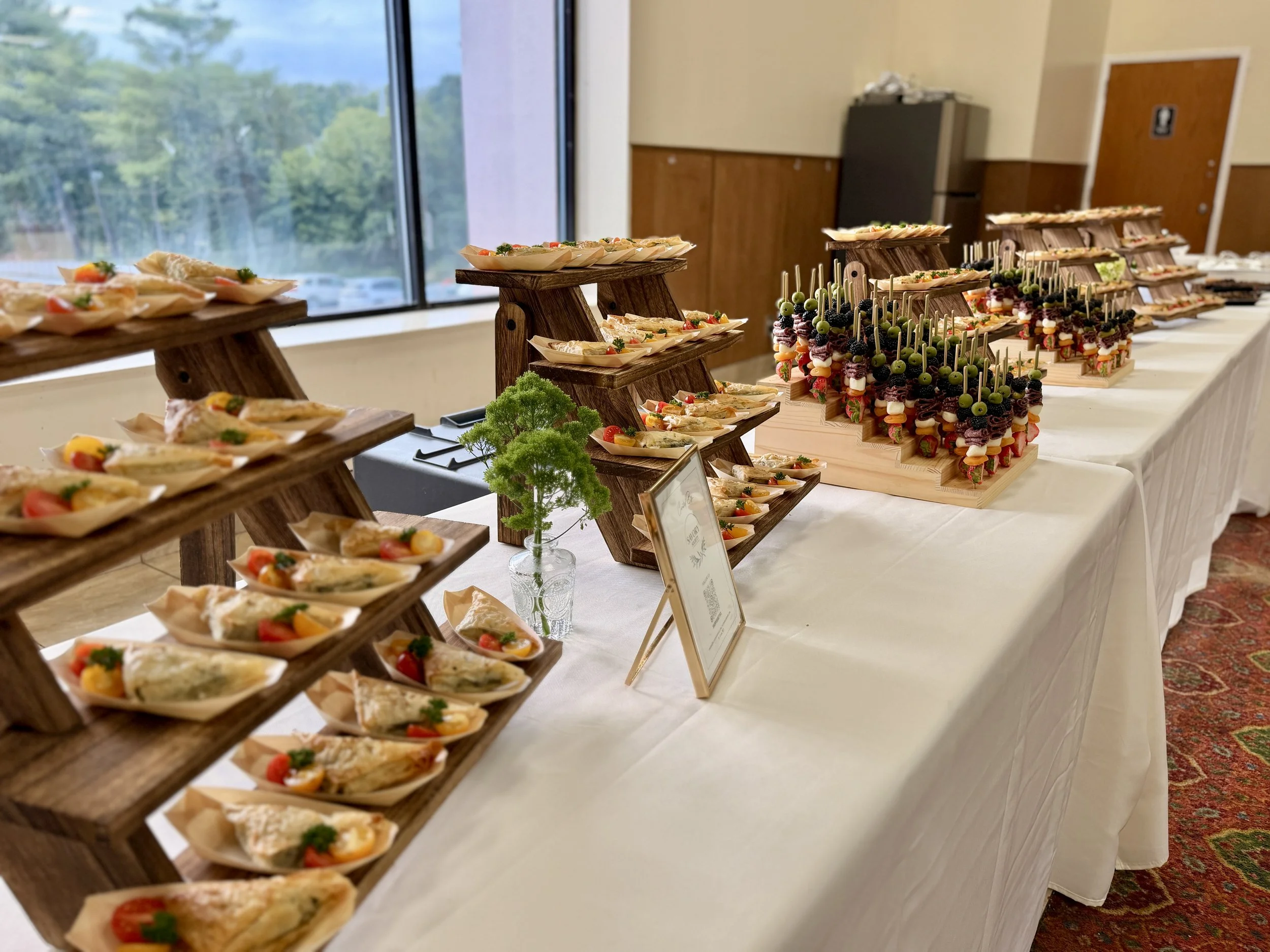 Holiday Party Catering in St. Louis: How to Book Before December Fills Up