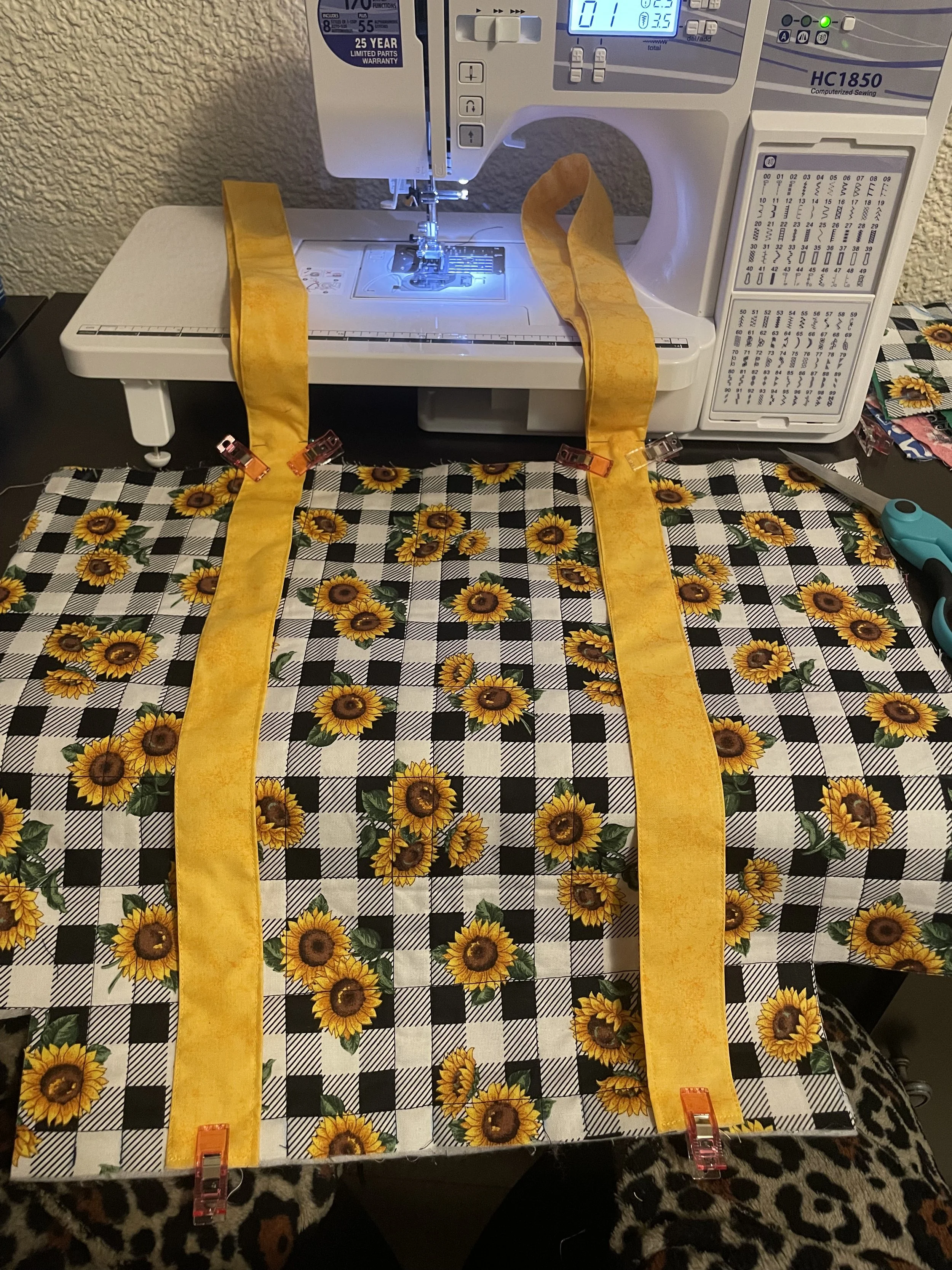 Sunflower Tote bag in the making.