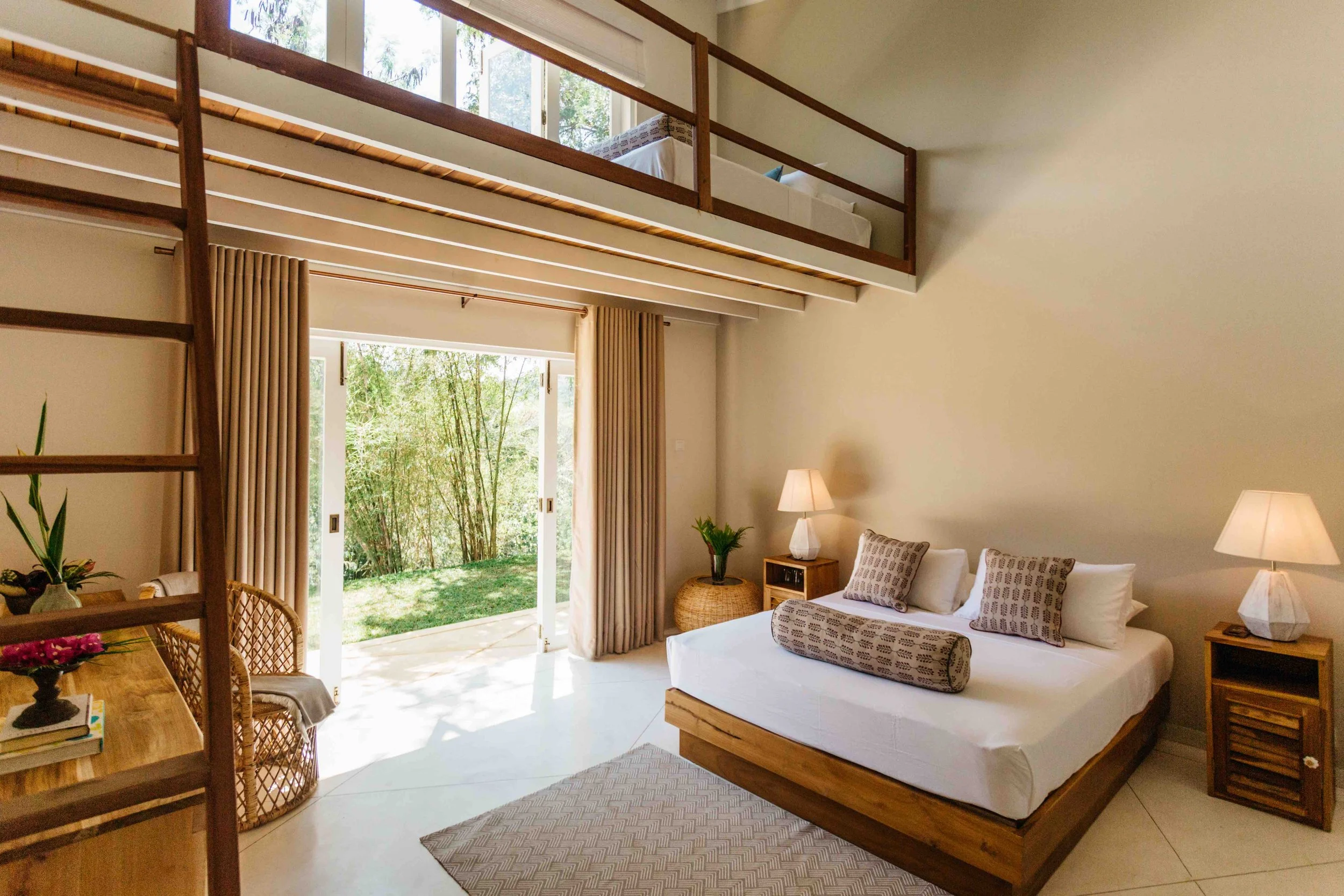 Bedroom at lakeside retreat venue in Sri Lanka | hide-mobile