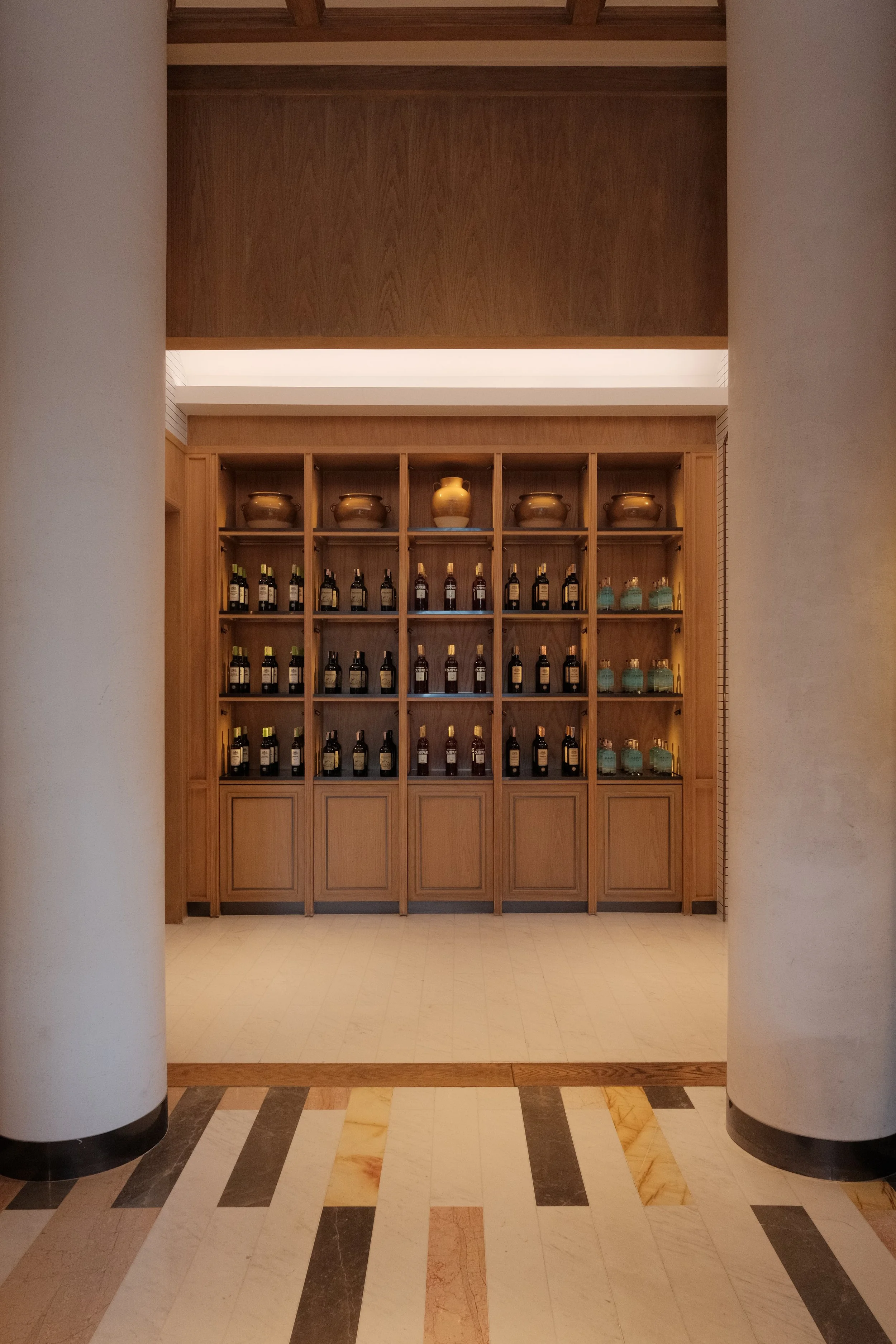 Nicholas V. Photography - Four Seasons Hotel Bangkok 38.jpg